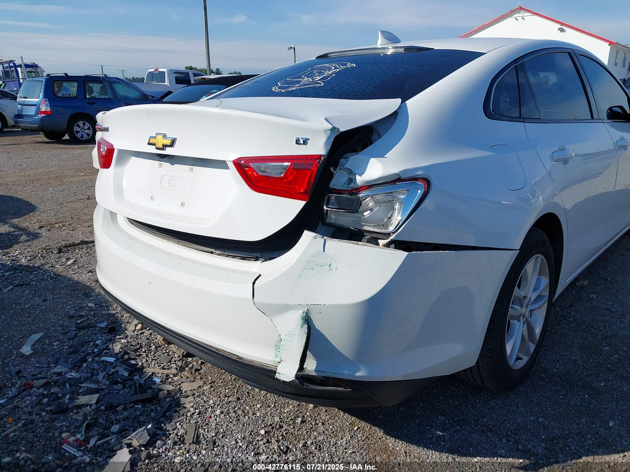 CHEVROLET MALIBU image 6