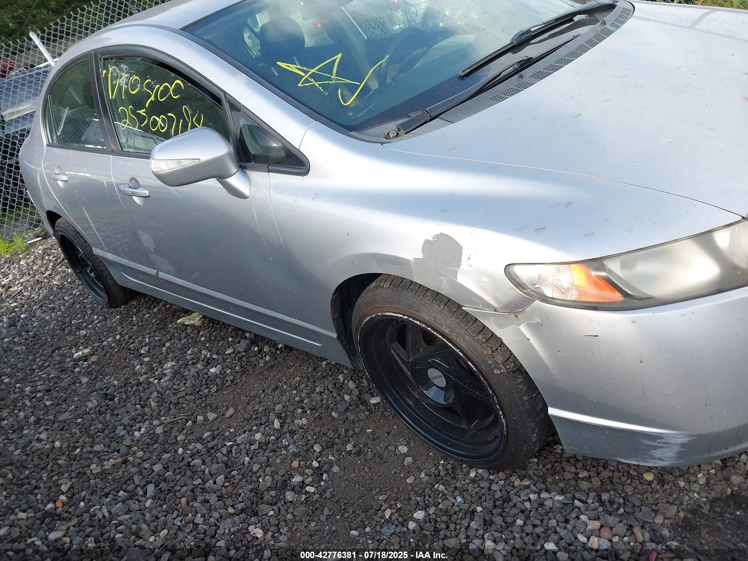 HONDA CIVIC image 6