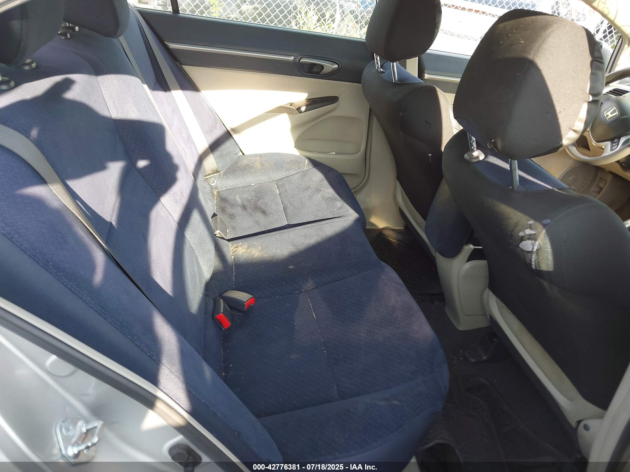 HONDA CIVIC image 8