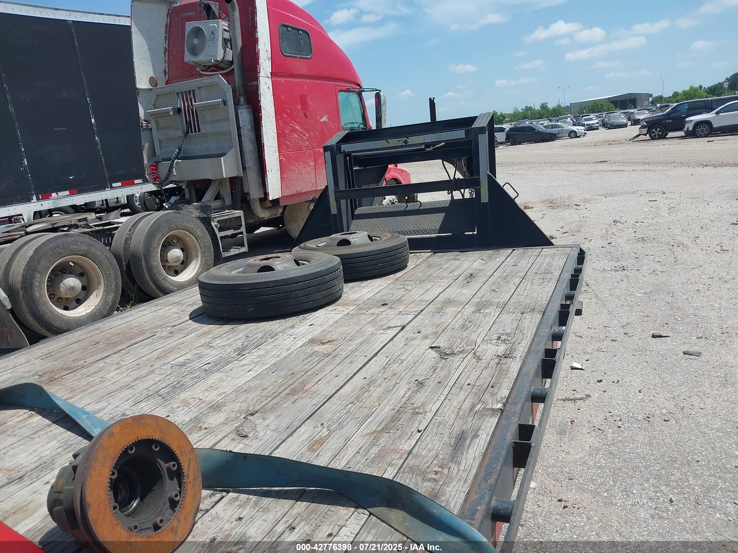 PJ TRAILERS image 5