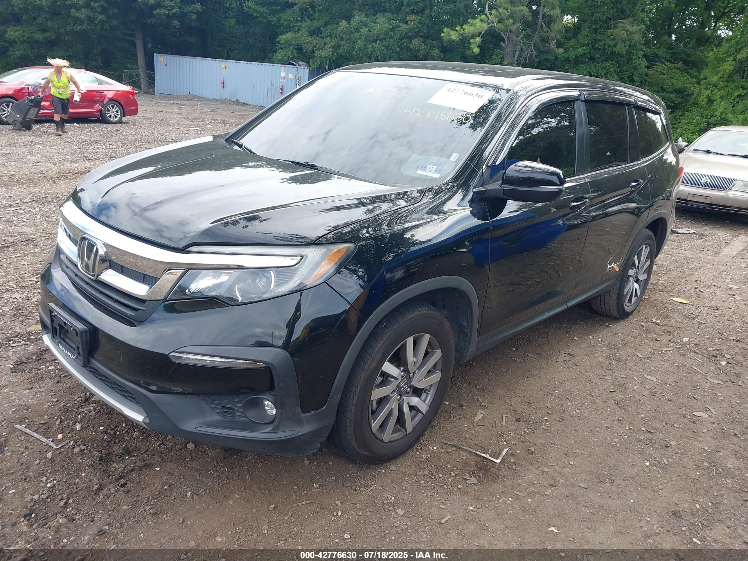 HONDA PILOT image 2