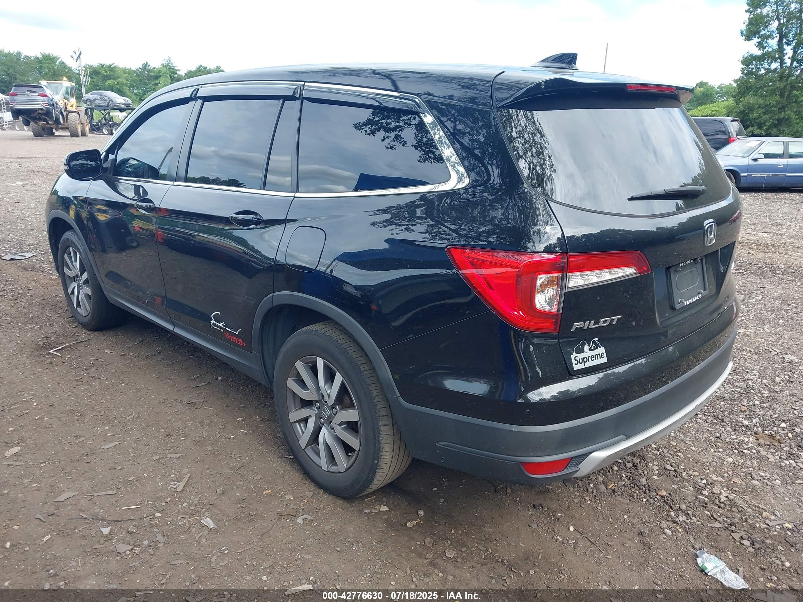 HONDA PILOT image 3