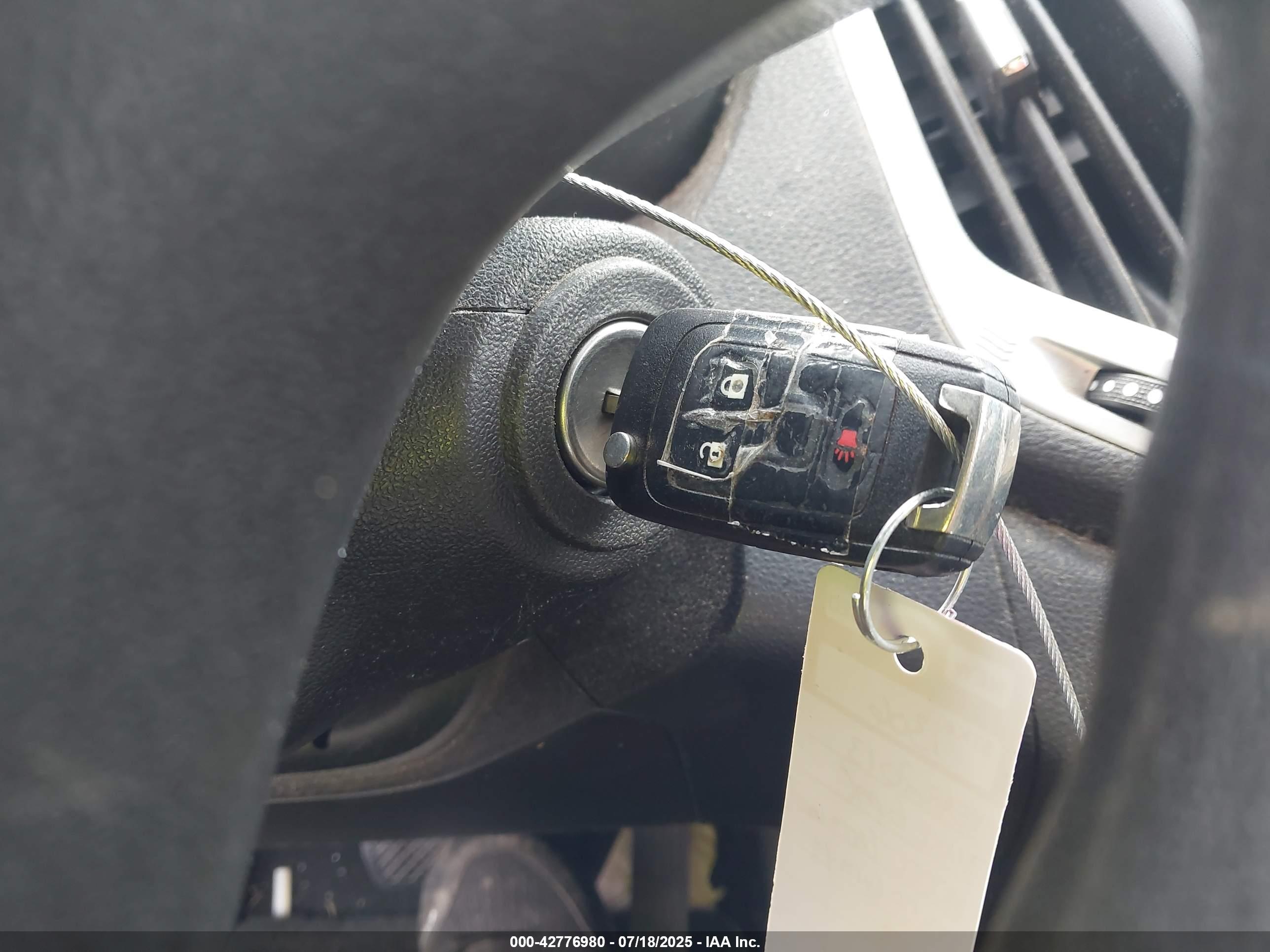 GMC TERRAIN image 11