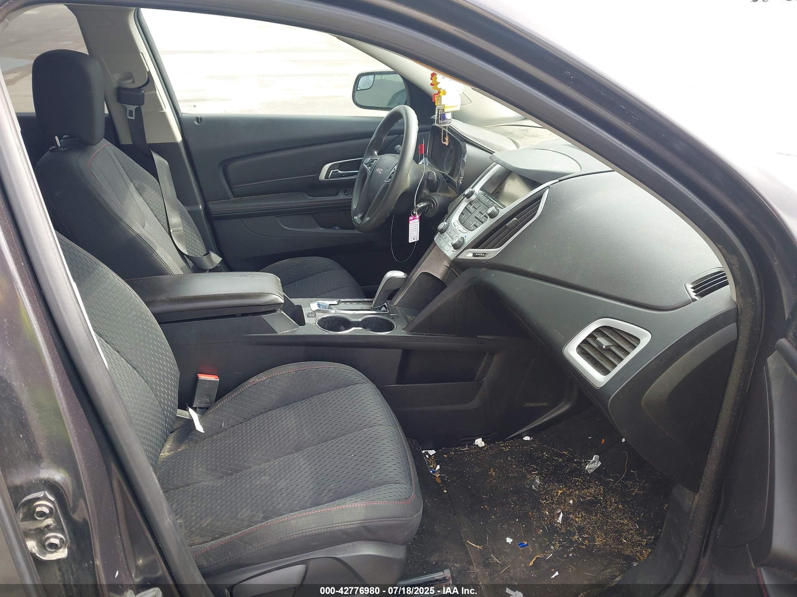 GMC TERRAIN image 5