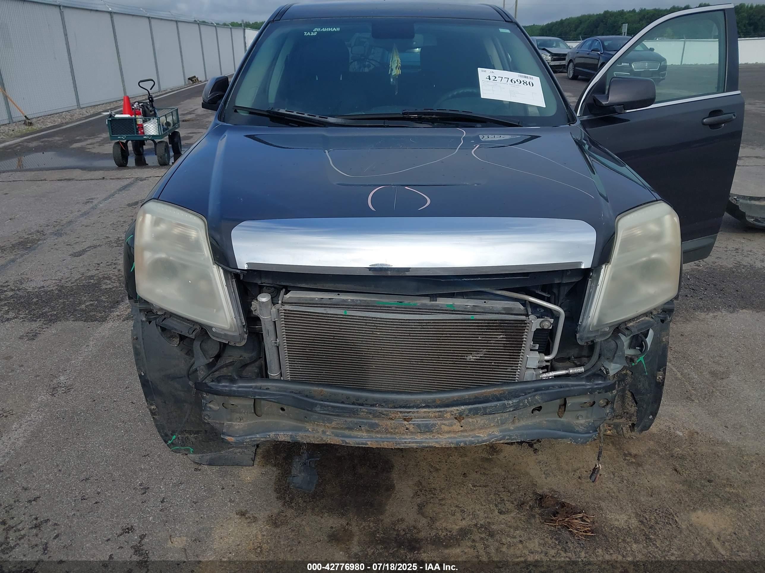 GMC TERRAIN image 6