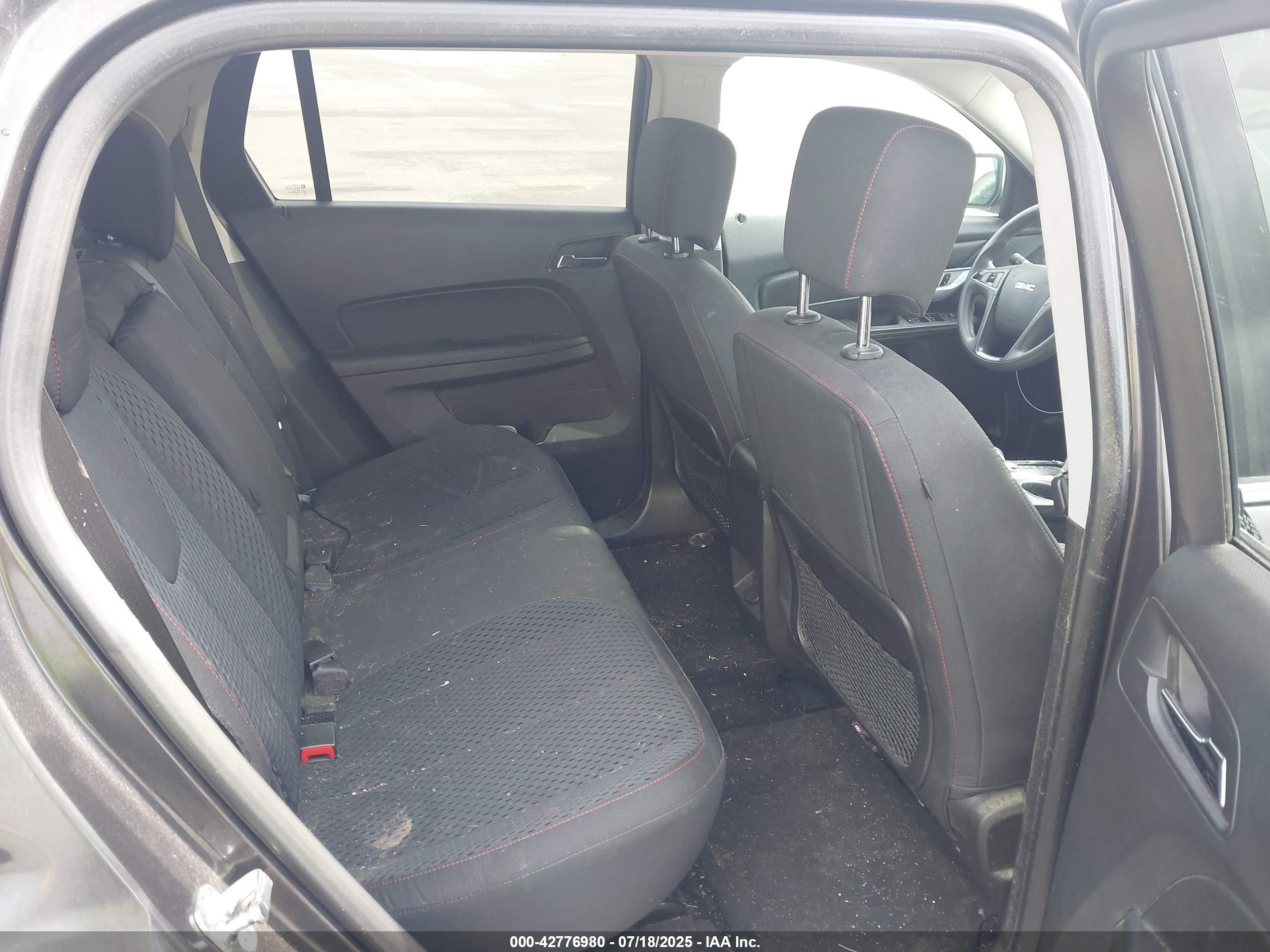 GMC TERRAIN image 8