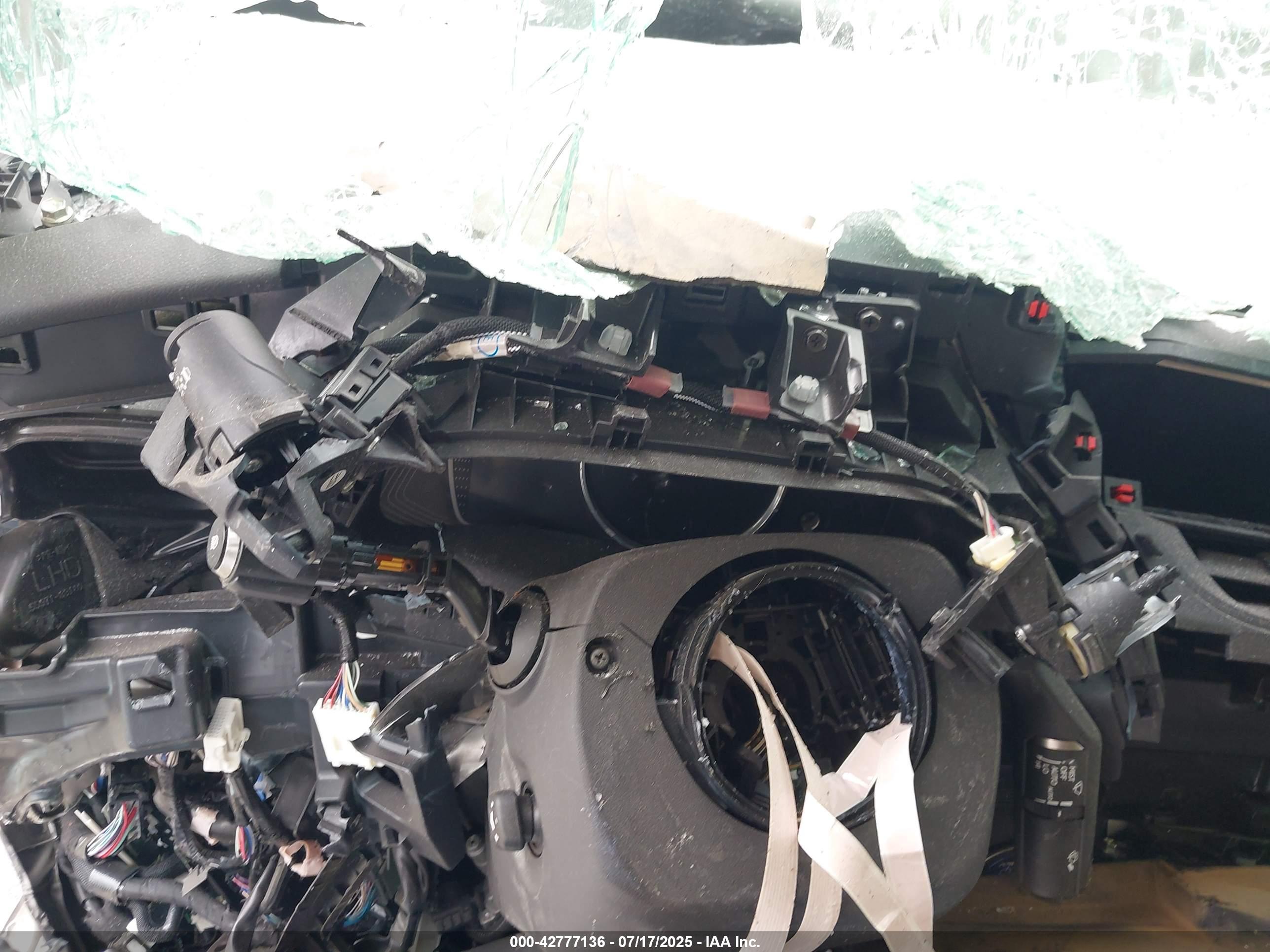 LEXUS ES image 7