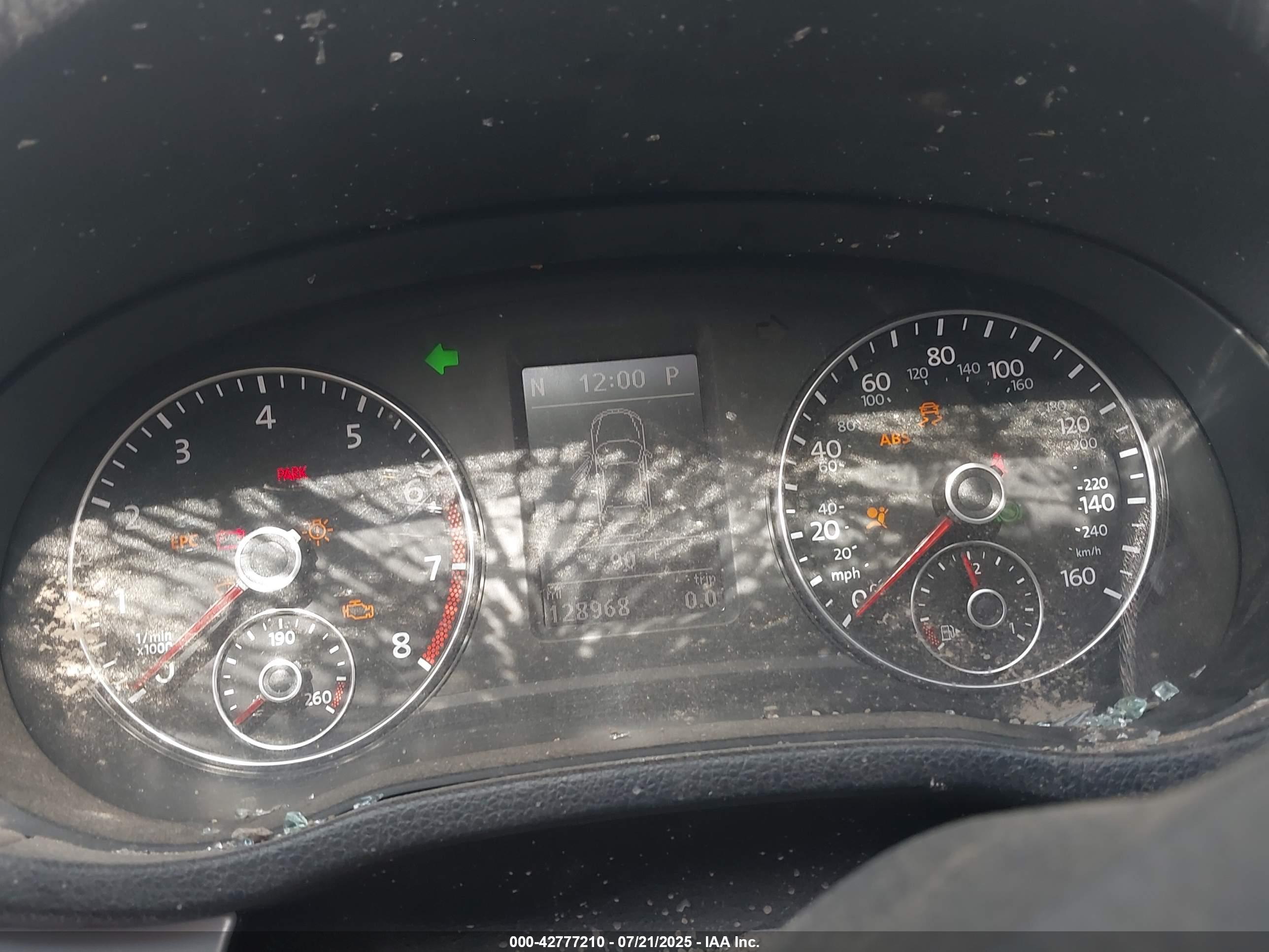 VOLKSWAGEN PASSAT image 7