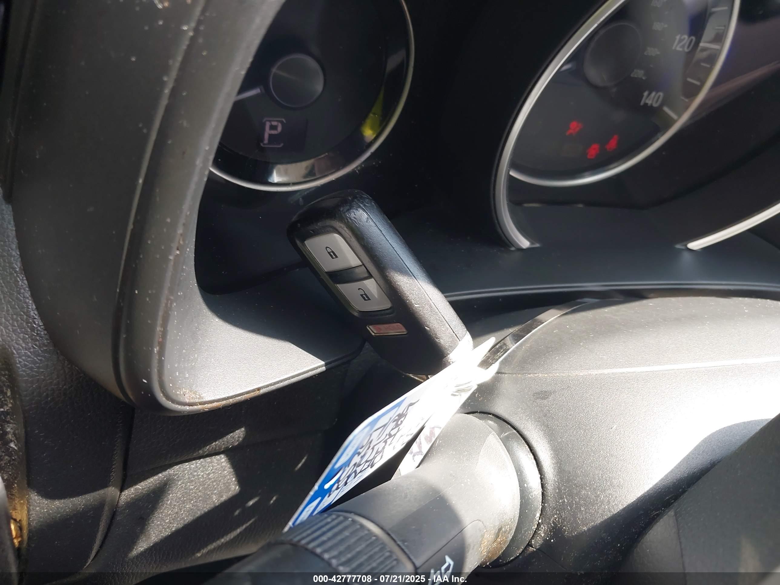HONDA FIT image 11