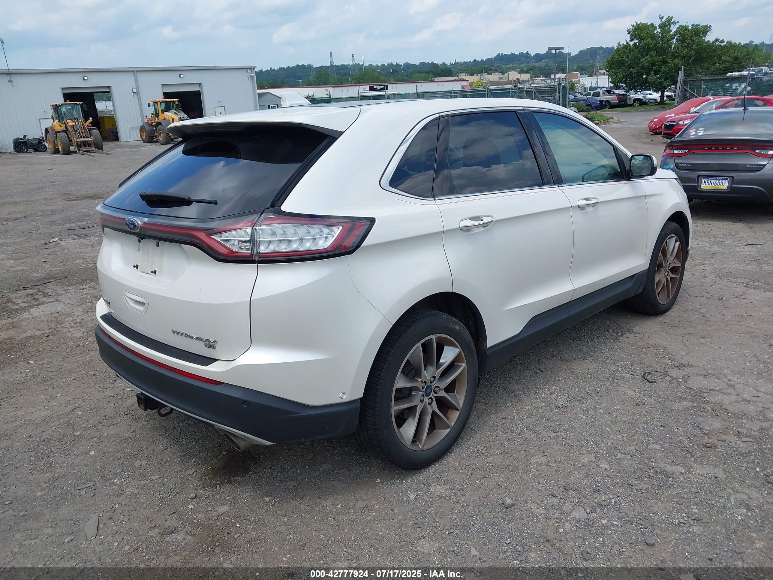 FORD EDGE image 4