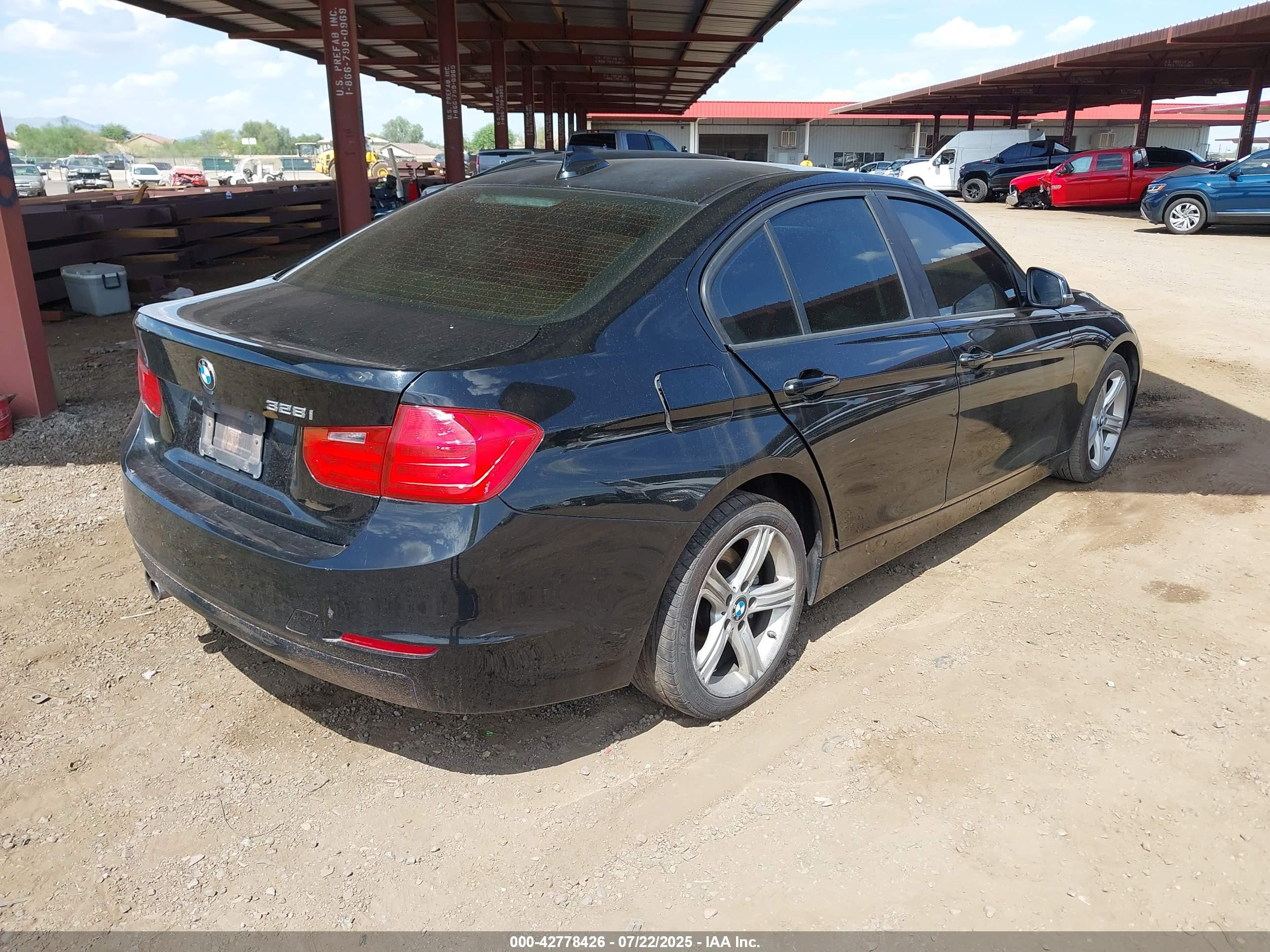 BMW 328I image 4