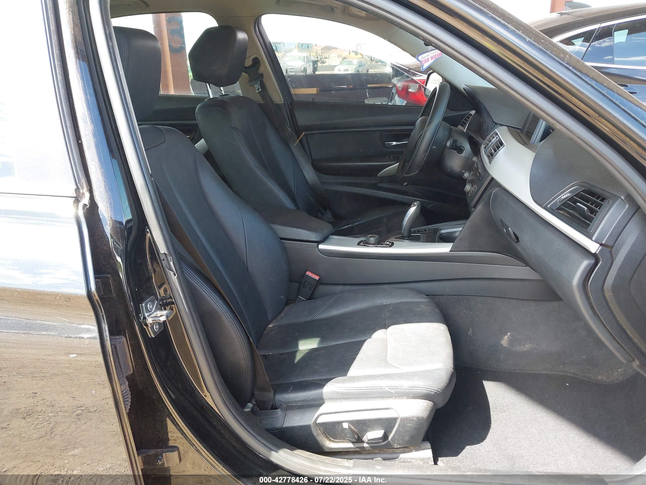 BMW 328I image 5