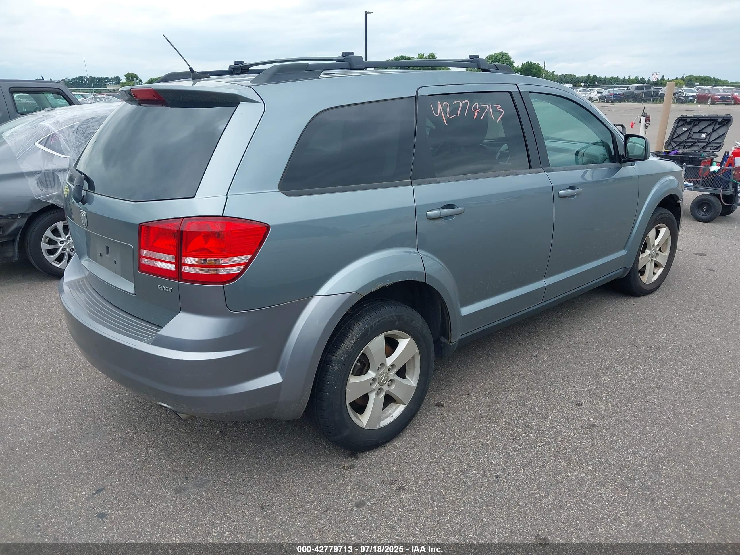 DODGE JOURNEY image 4