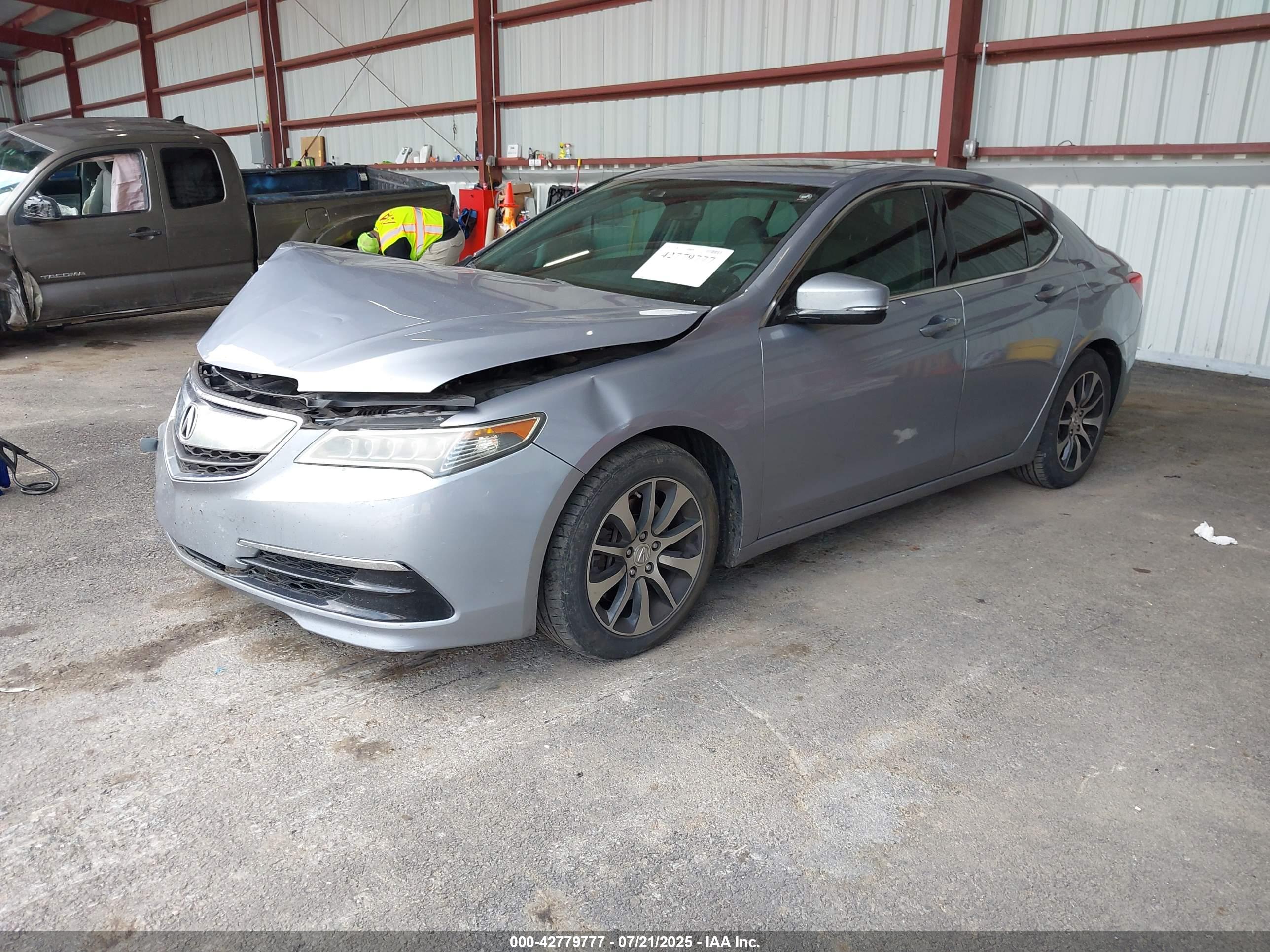 ACURA TLX image 2