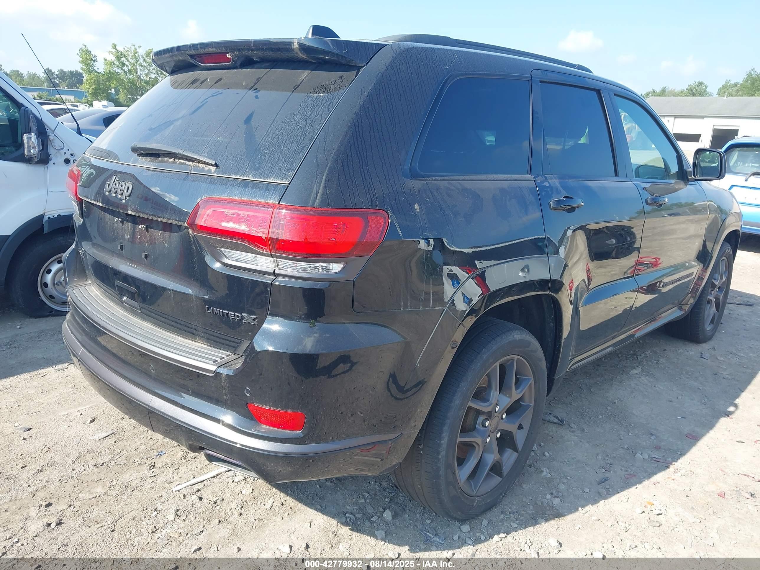 JEEP GRAND image 4
