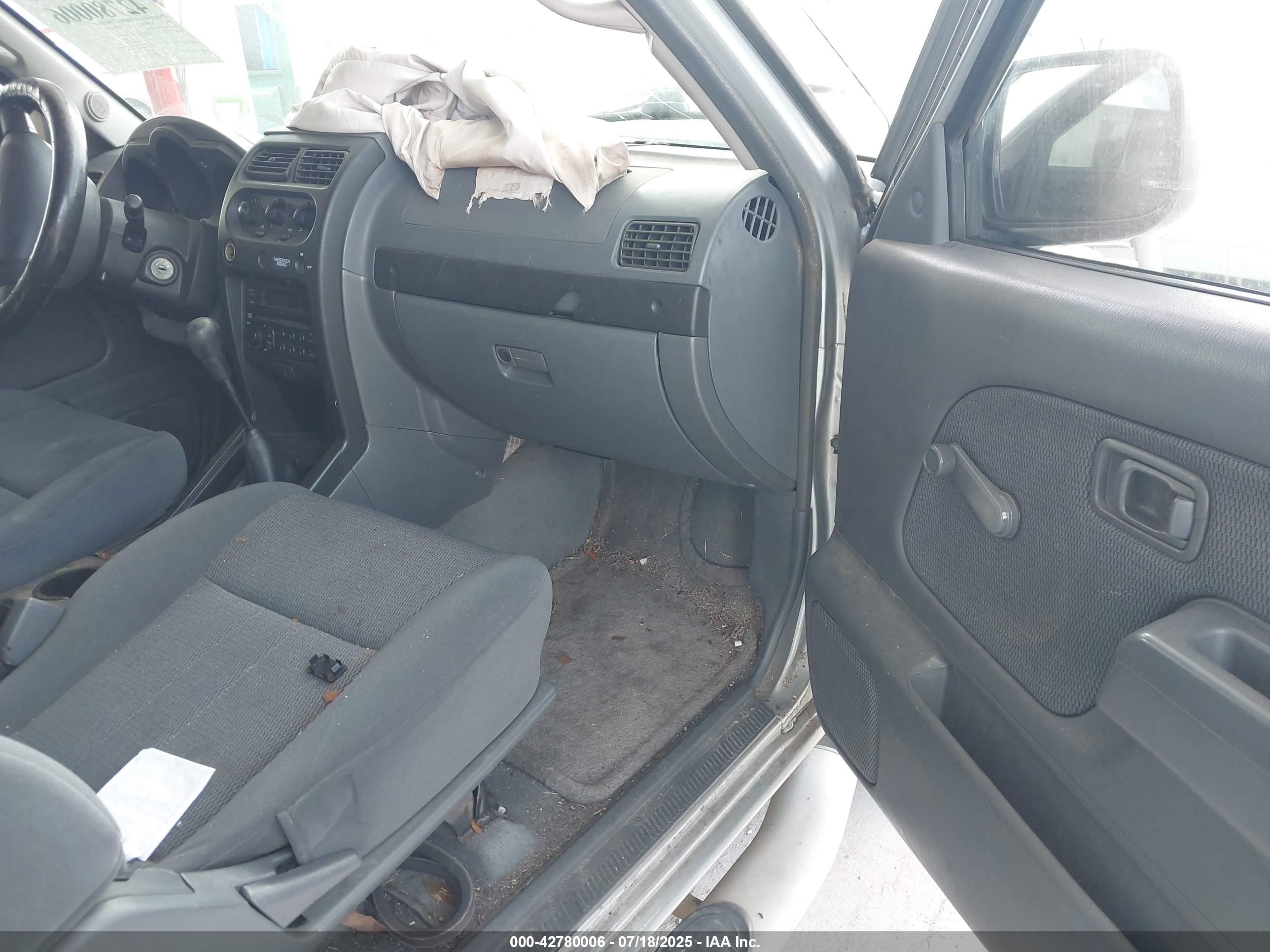 NISSAN FRONTIER image 5