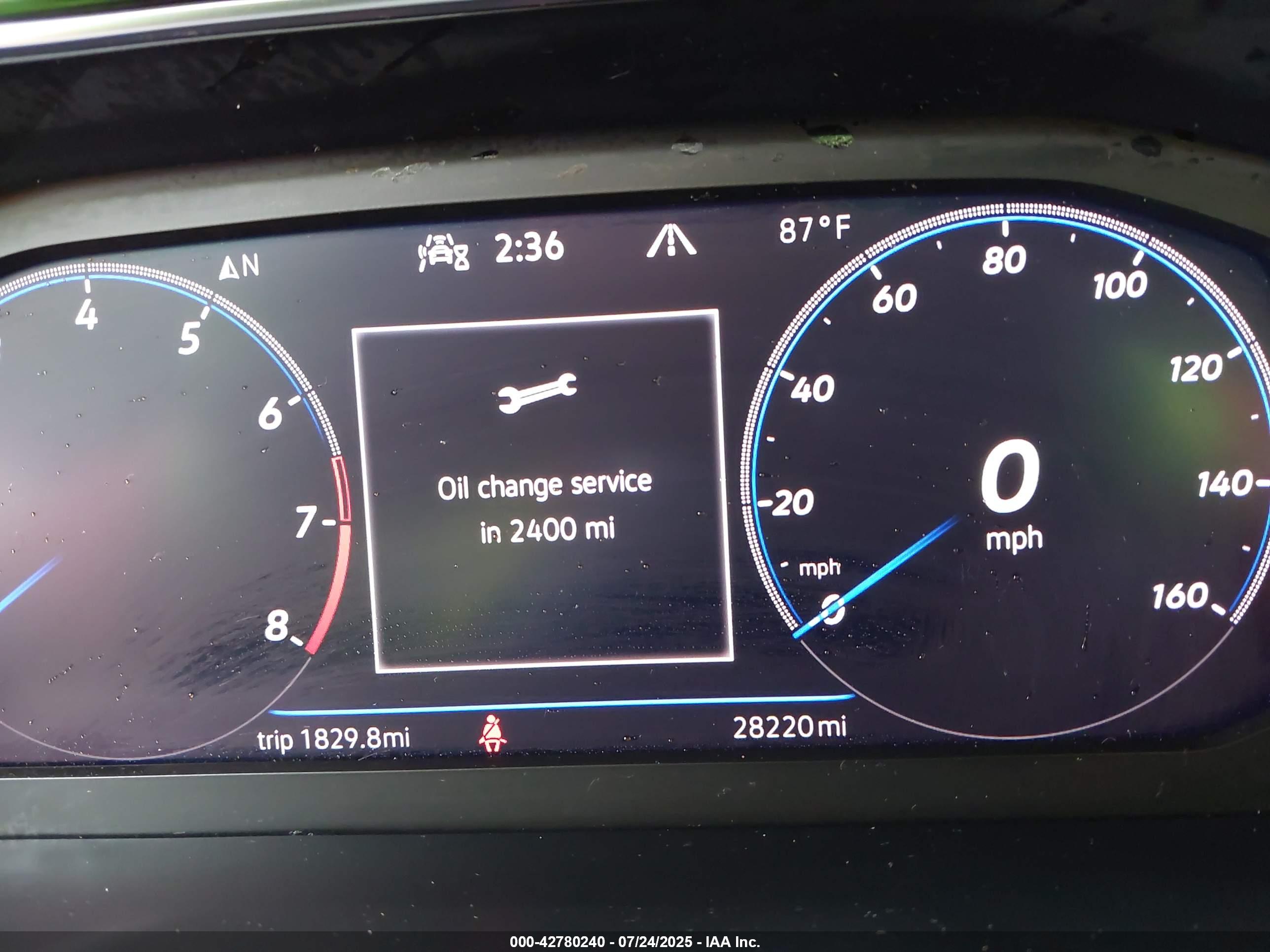 VOLKSWAGEN JETTA image 7