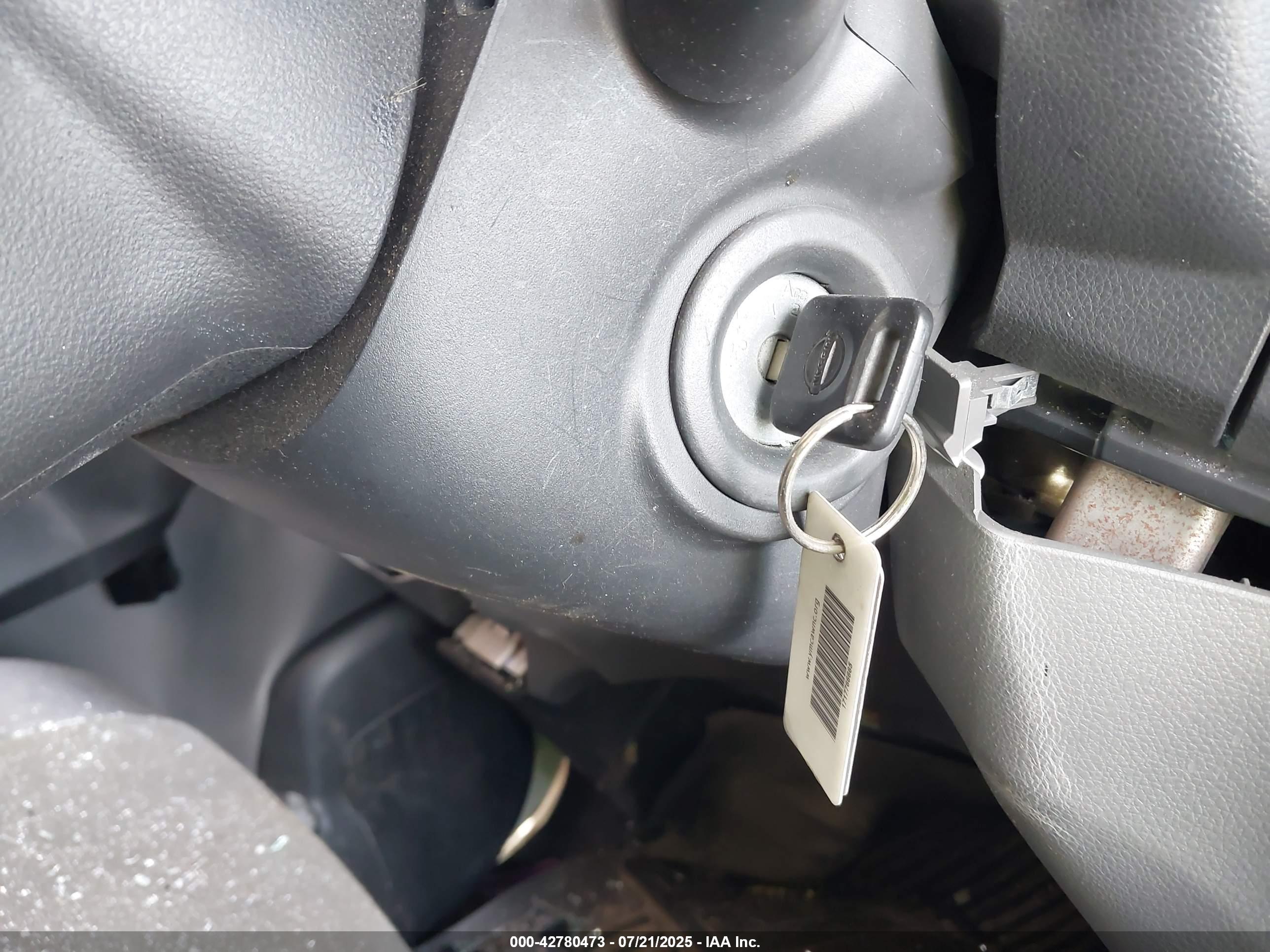 NISSAN NV200 image 11