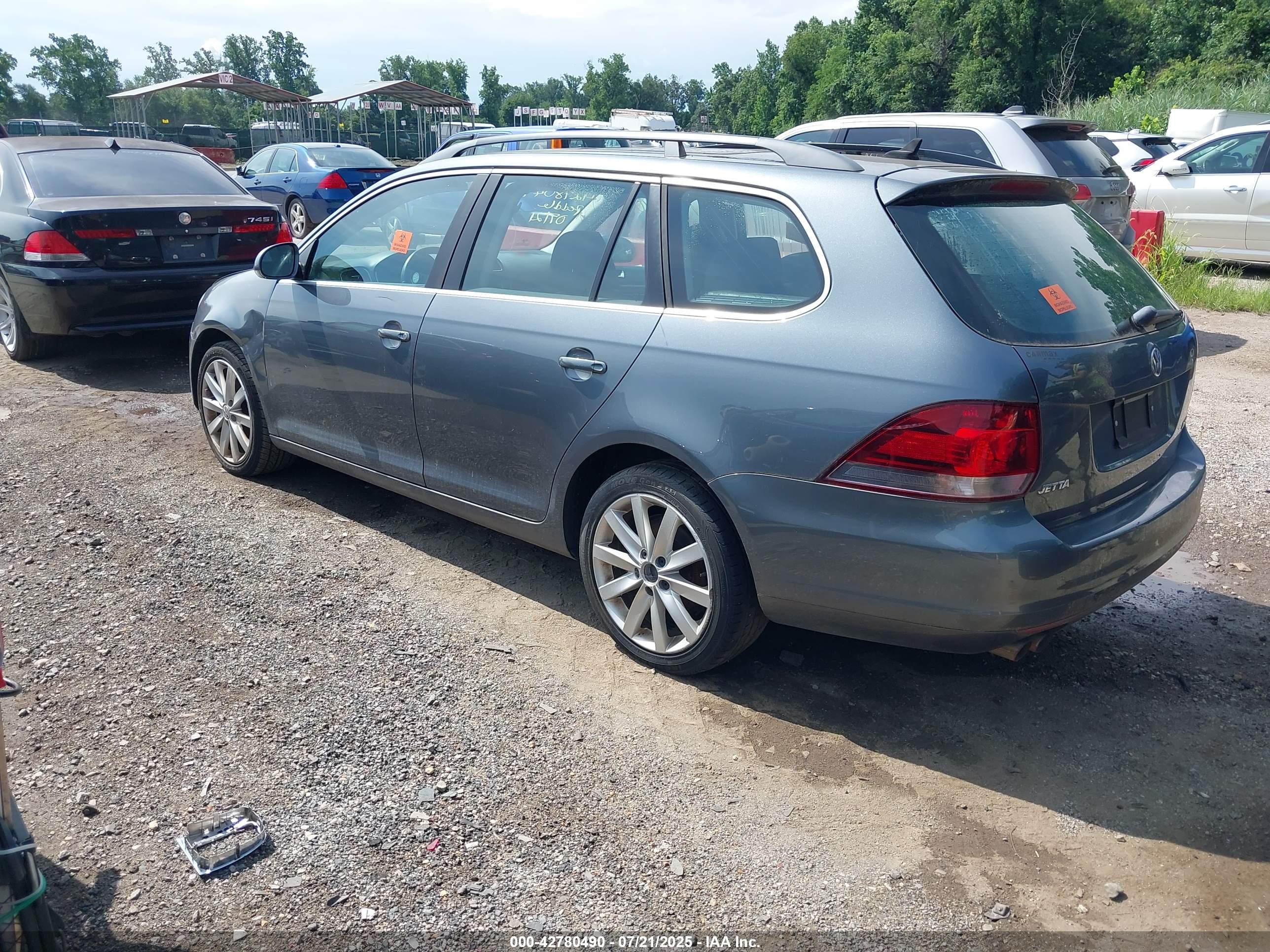 VOLKSWAGEN JETTA image 3