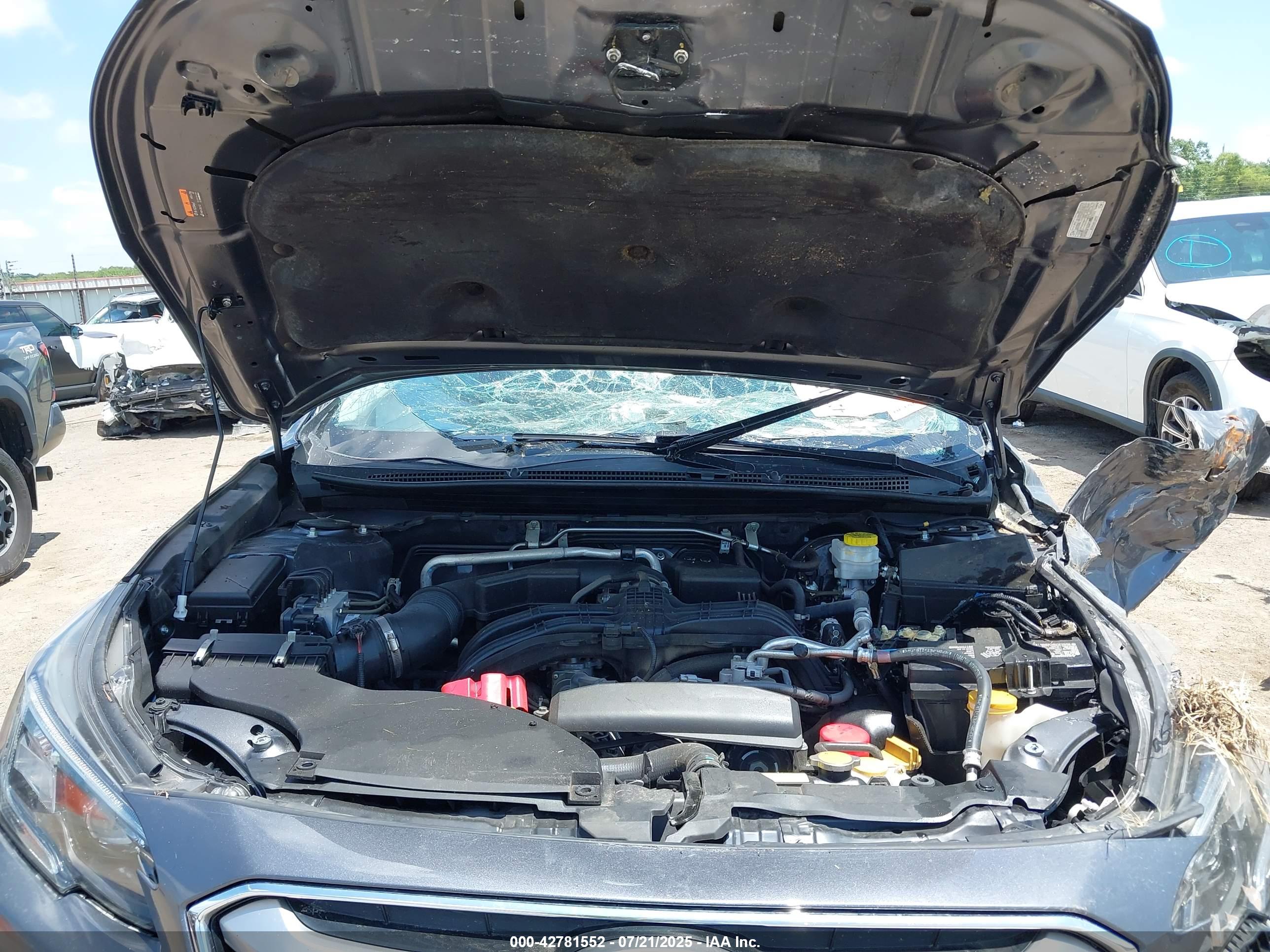 SUBARU OUTBACK image 10