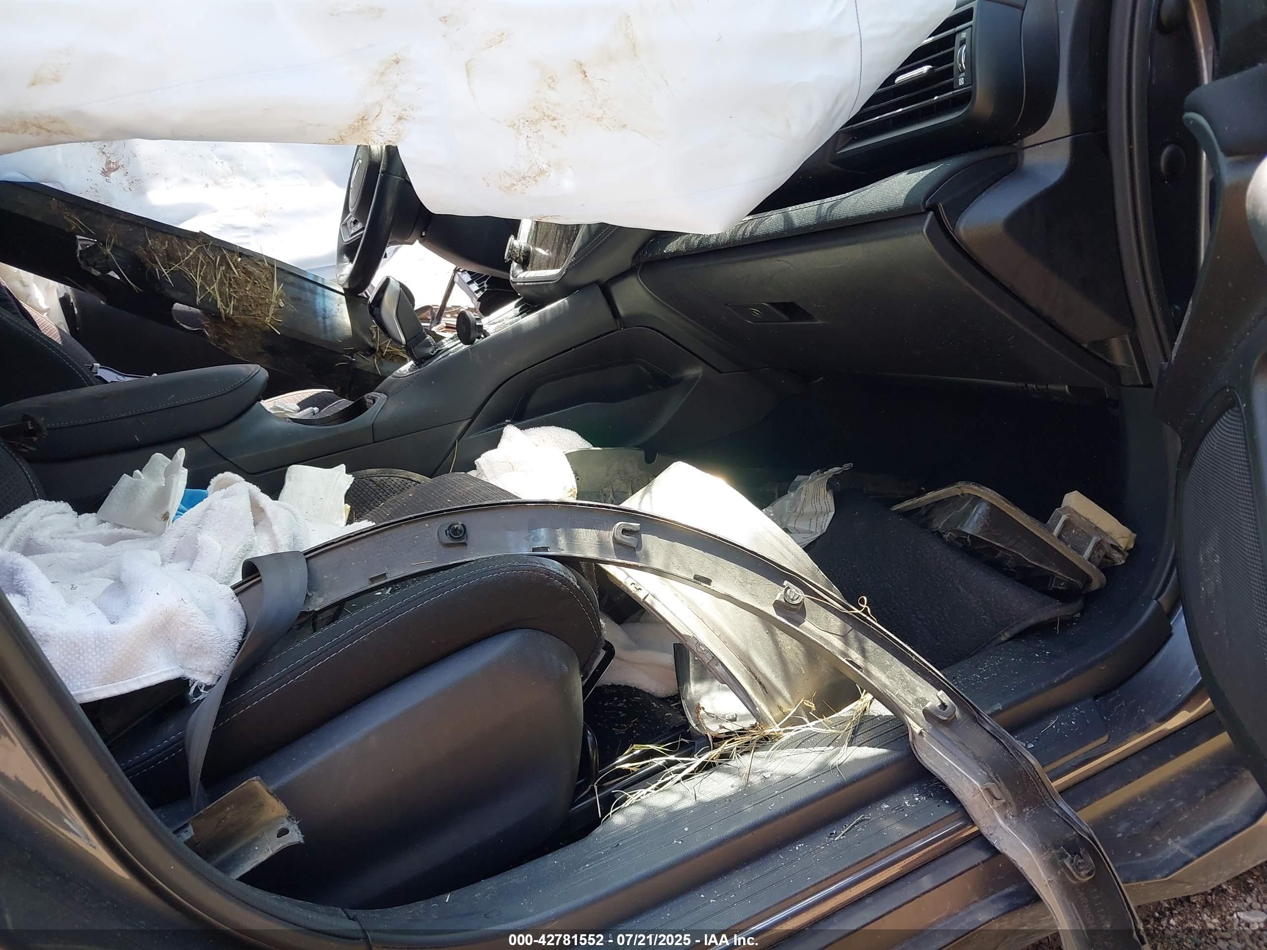 SUBARU OUTBACK image 5