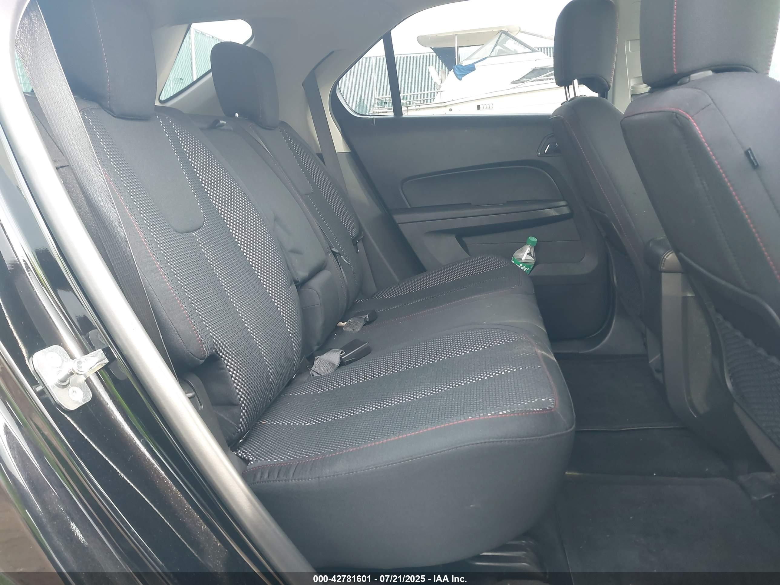 CHEVROLET EQUINOX image 8