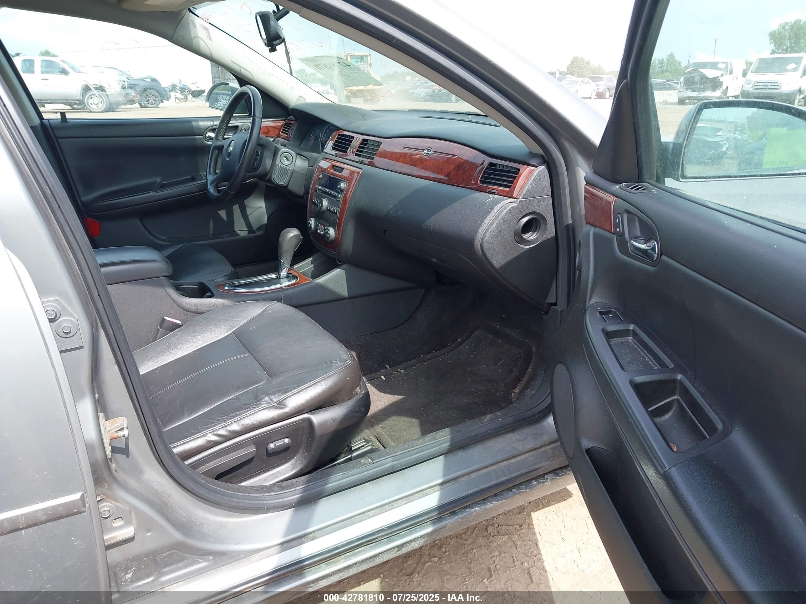 CHEVROLET IMPALA image 5