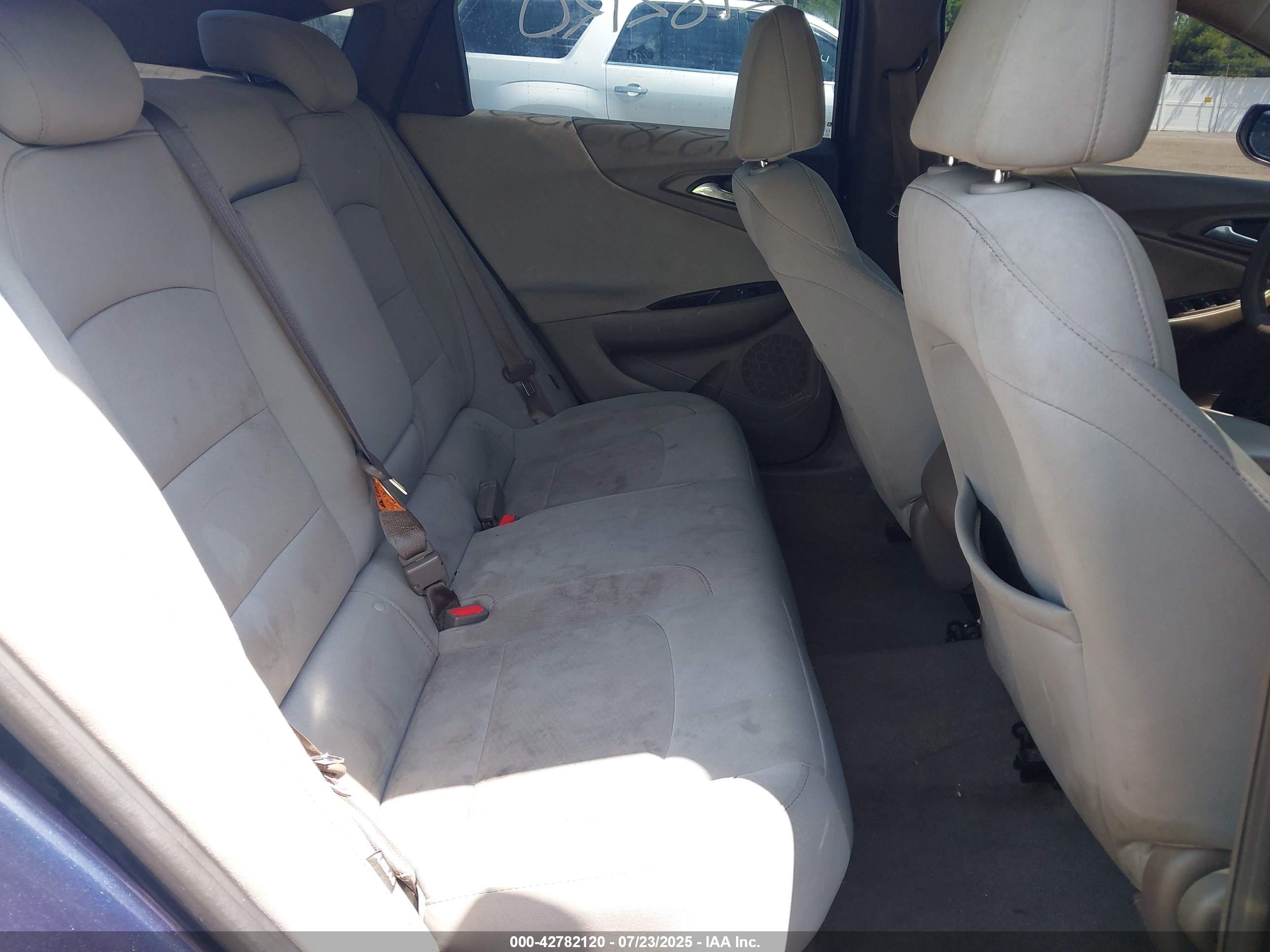 CHEVROLET MALIBU image 8