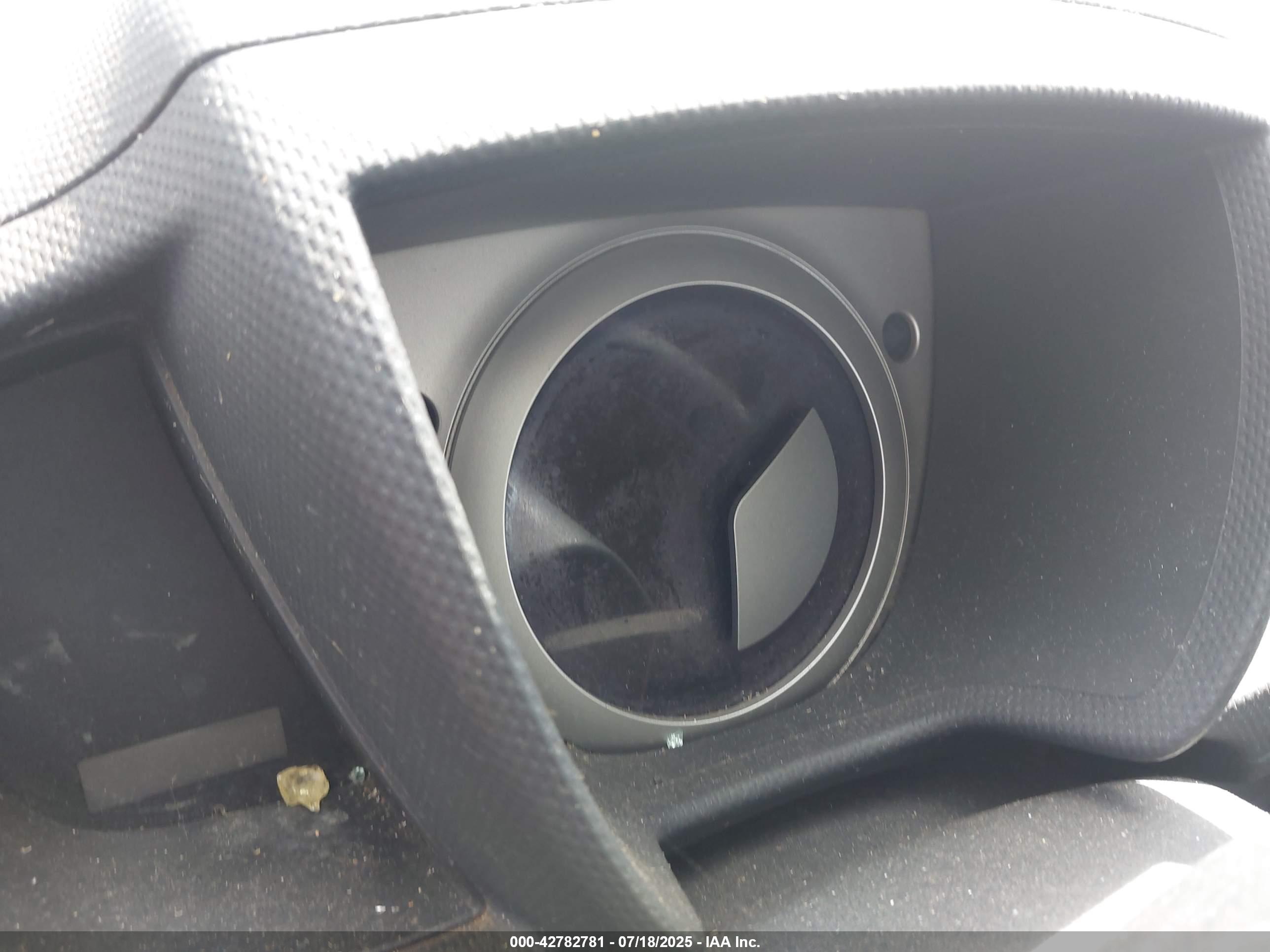 SCION XD image 7