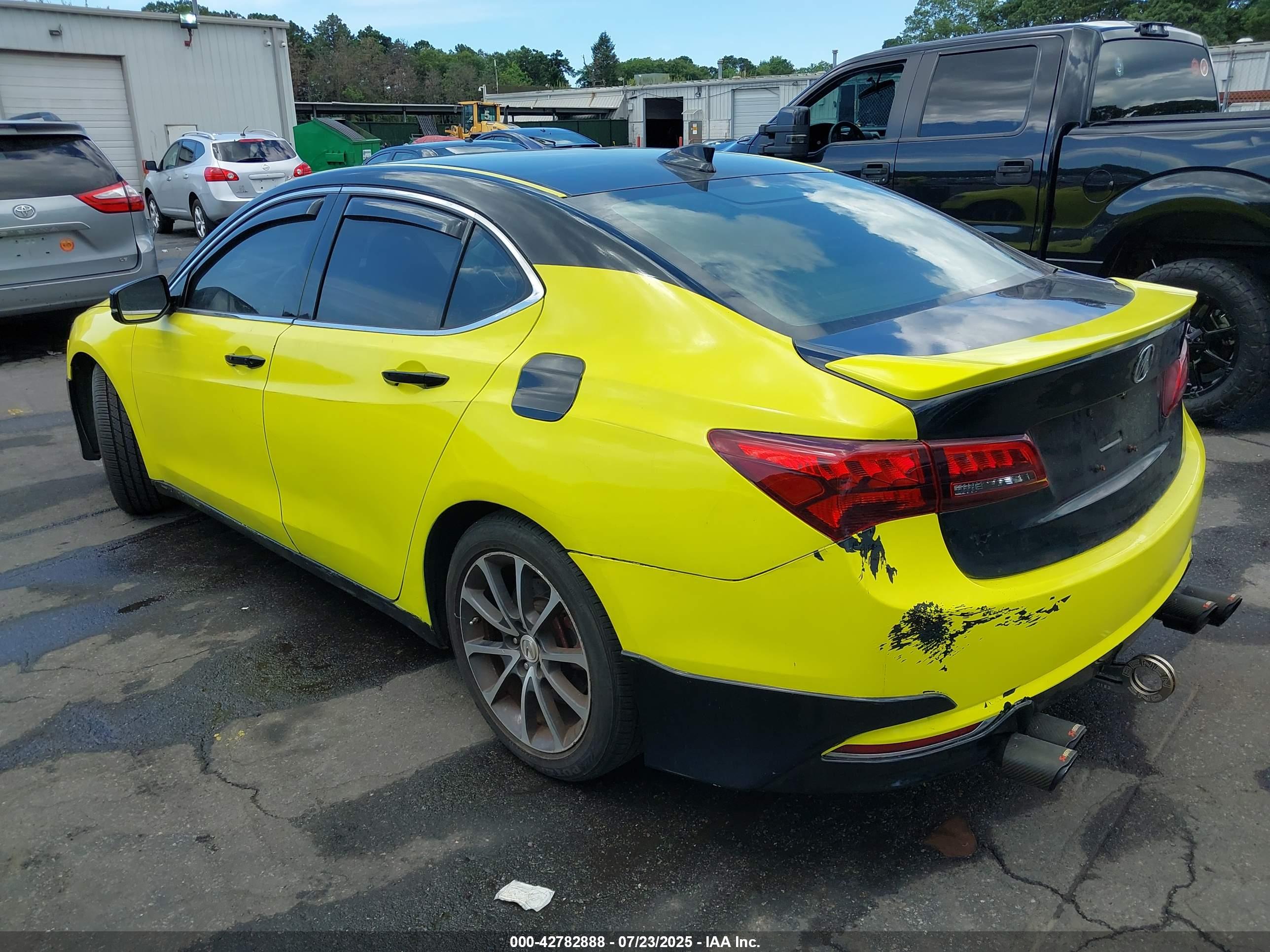 ACURA TLX image 3