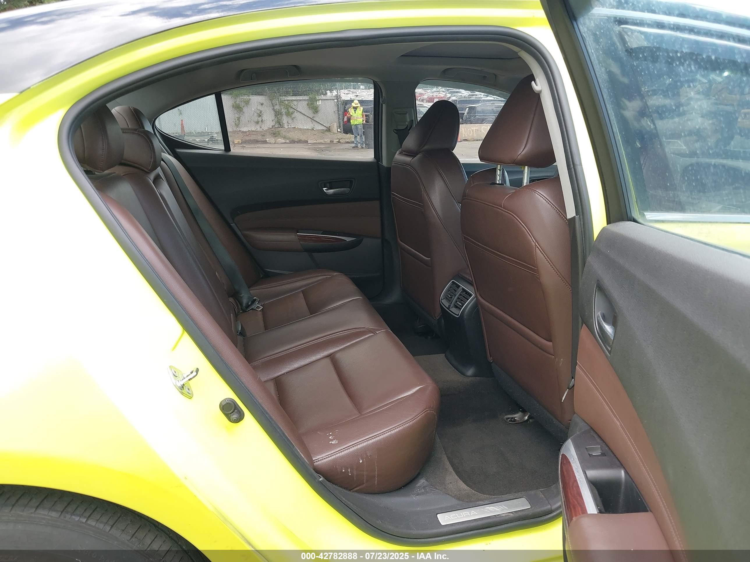 ACURA TLX image 8