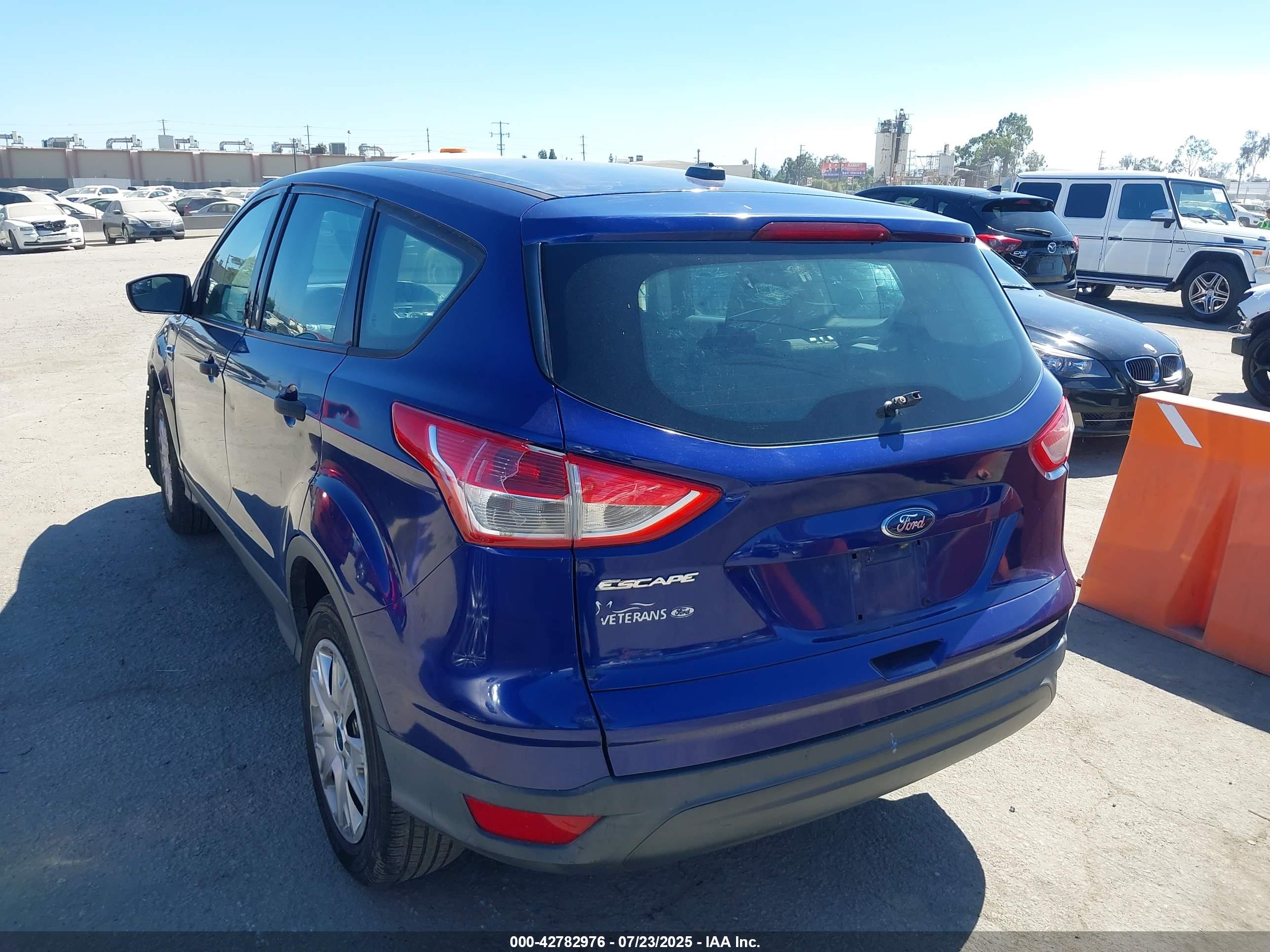 FORD ESCAPE image 3