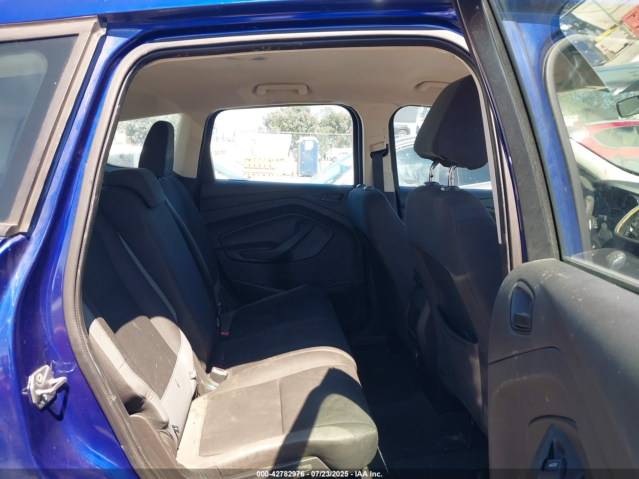 FORD ESCAPE image 8