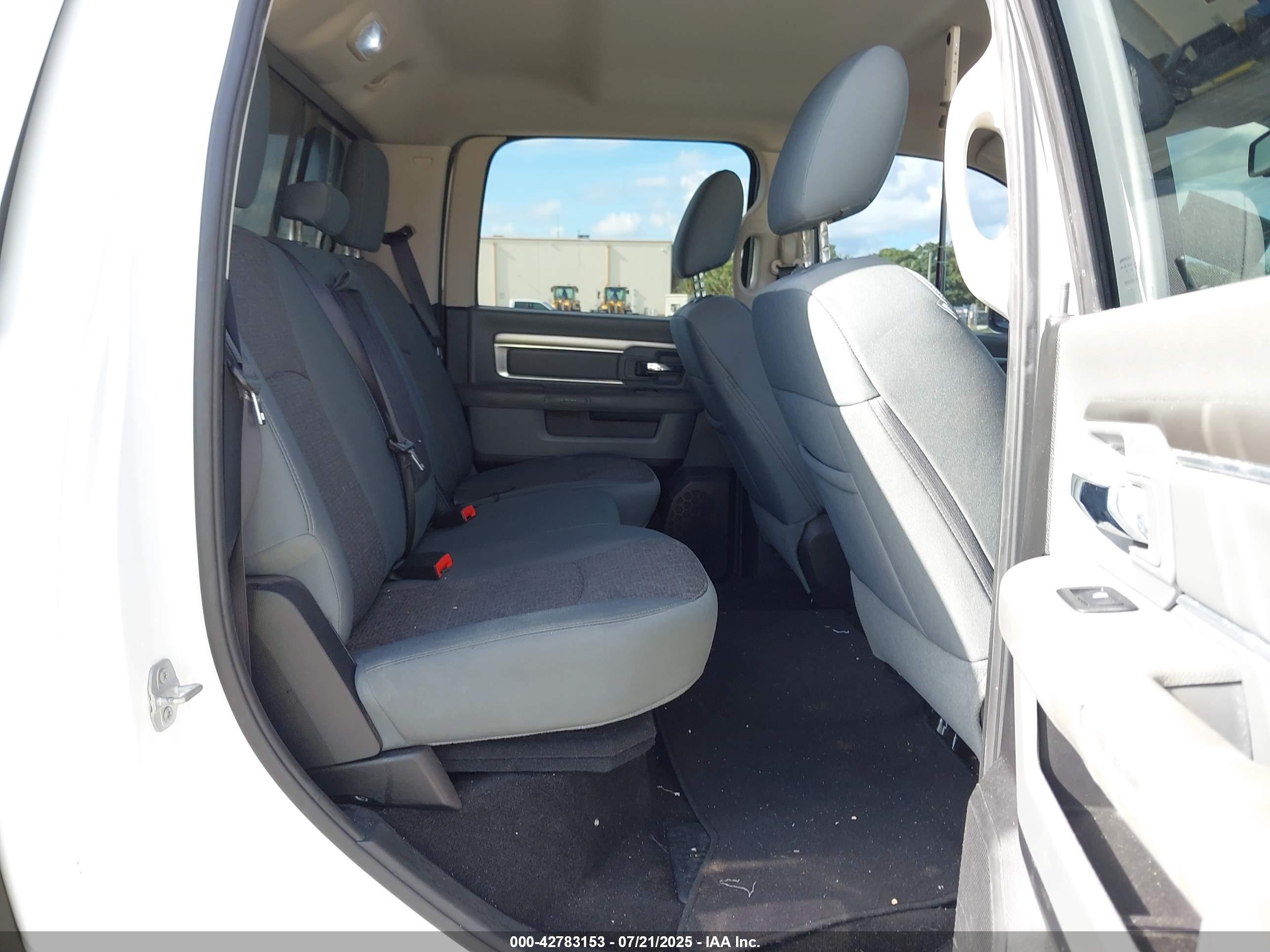 RAM 1500 image 8