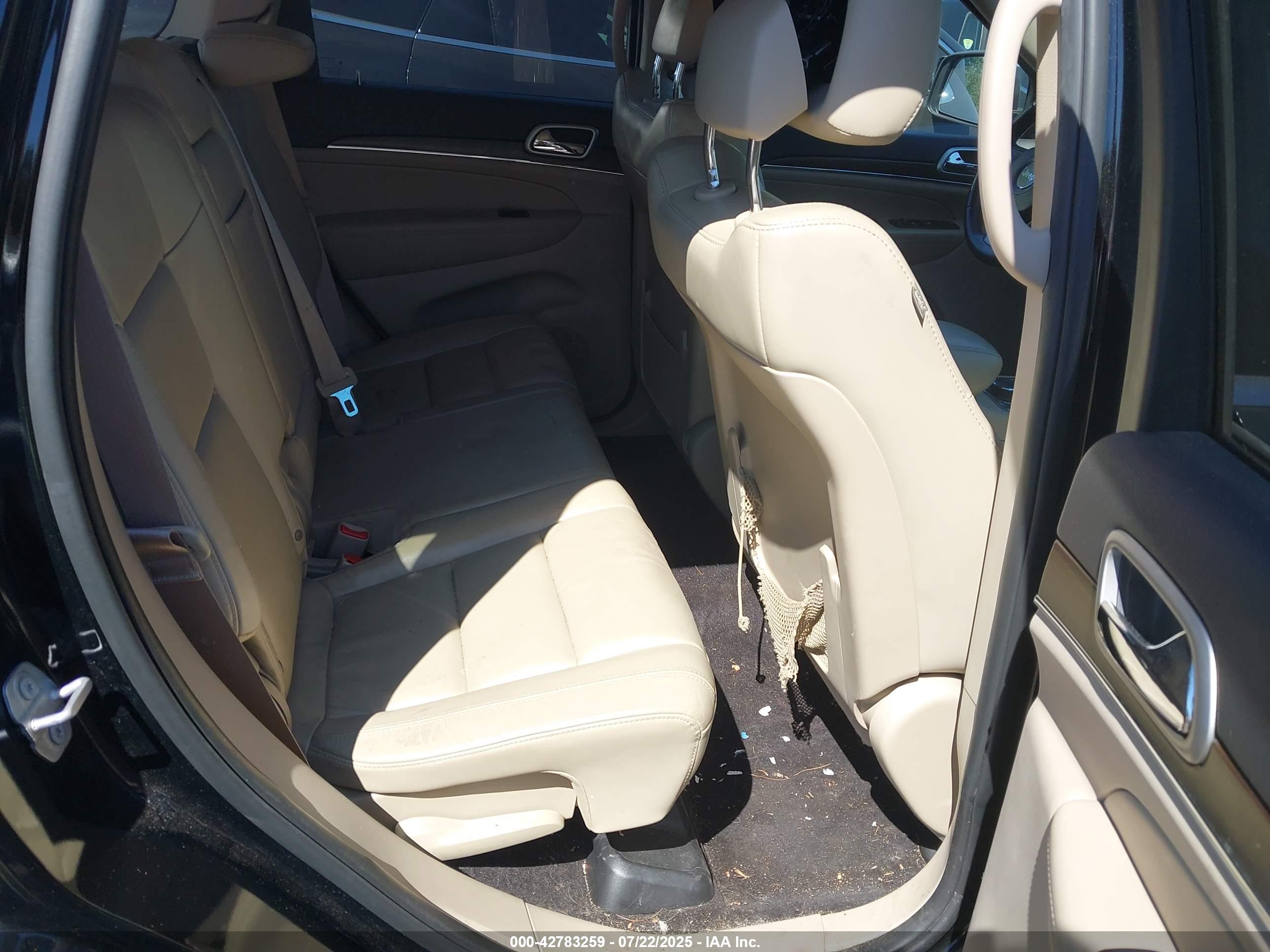 JEEP GRAND image 8