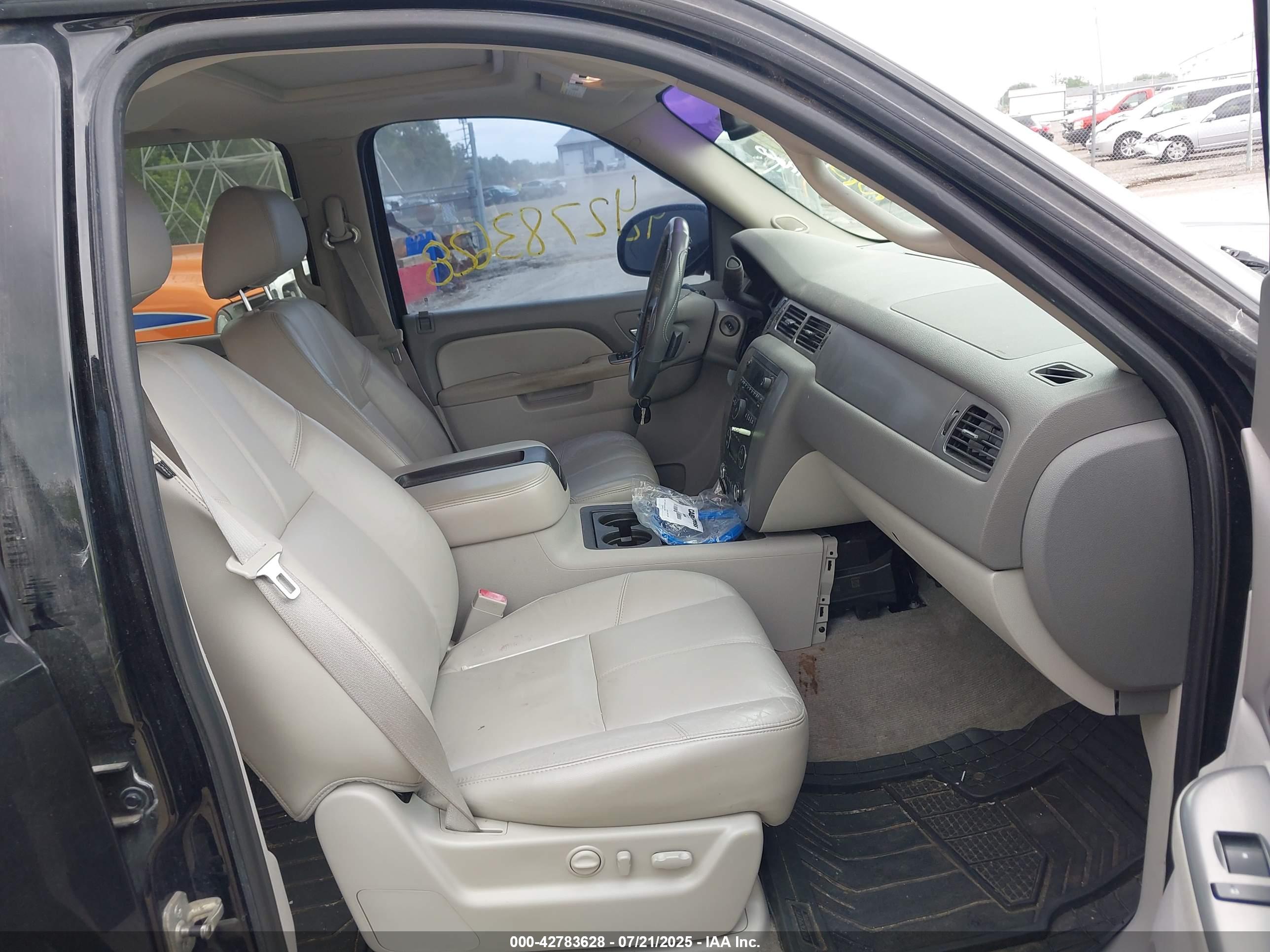 CHEVROLET AVALANCHE image 5