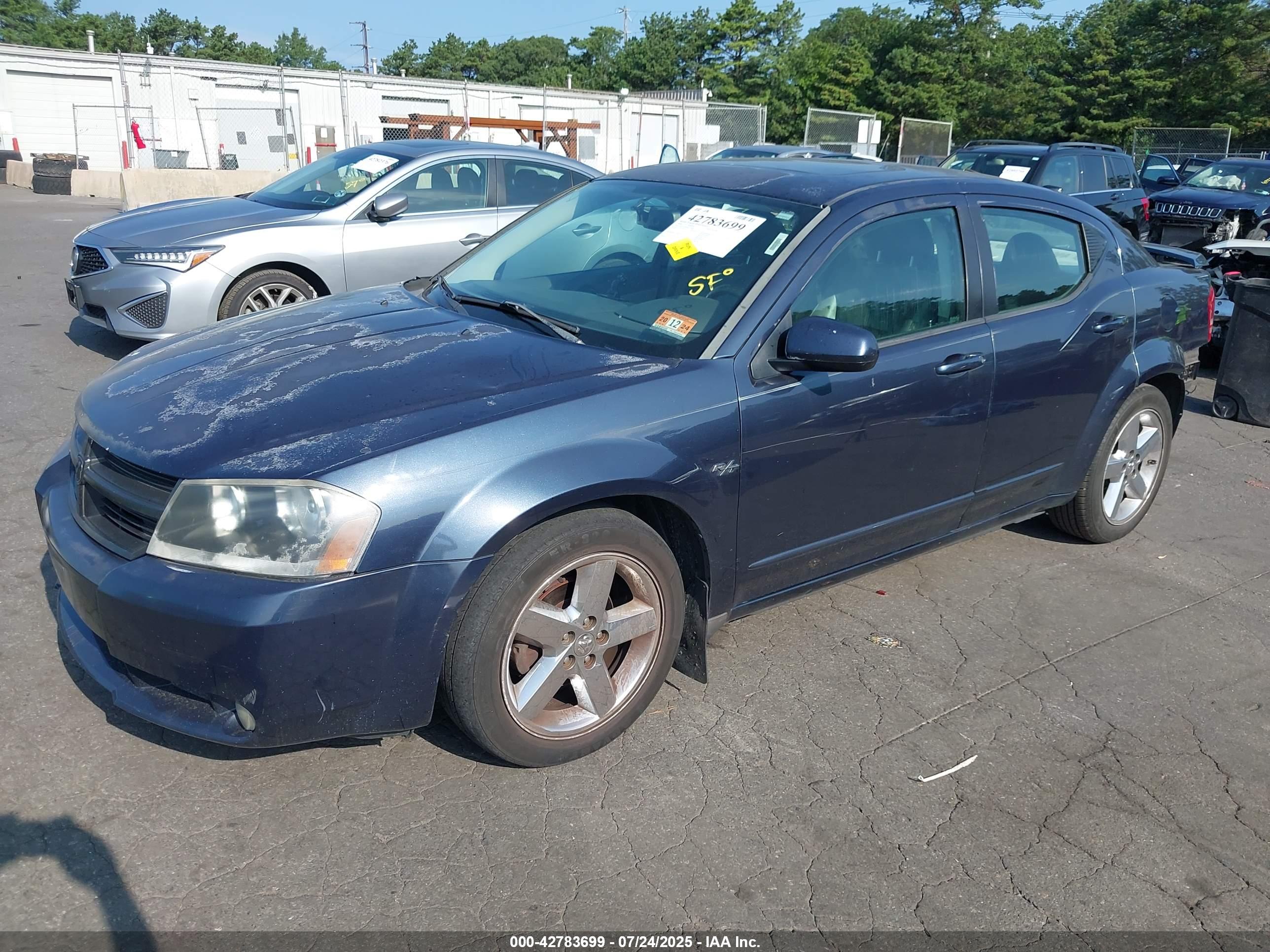 DODGE AVENGER image 2