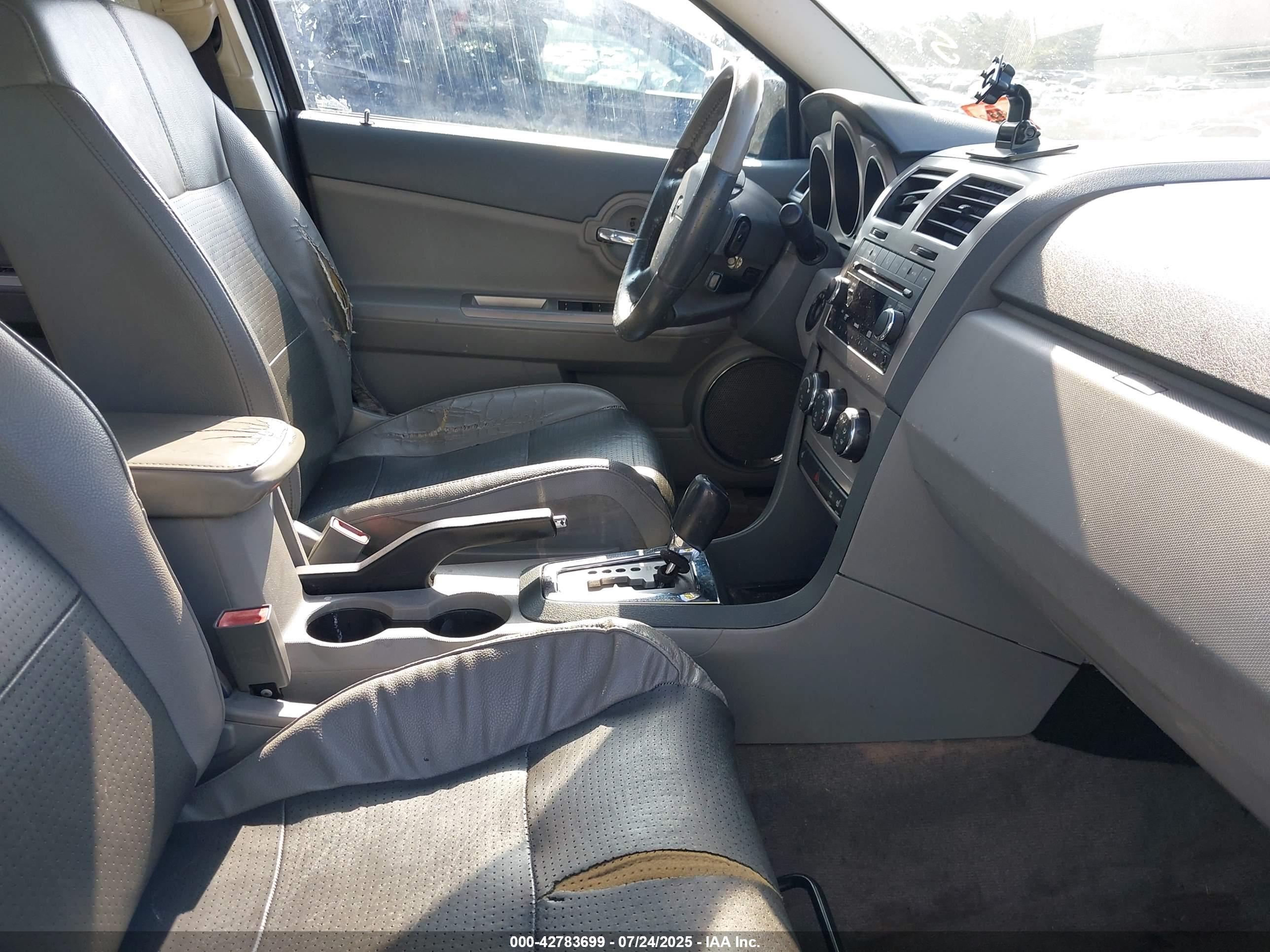 DODGE AVENGER image 5