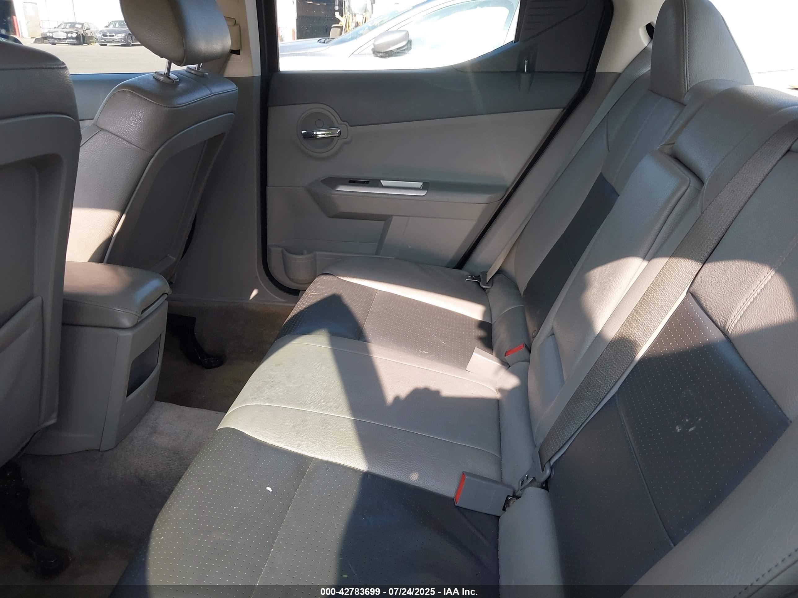 DODGE AVENGER image 8