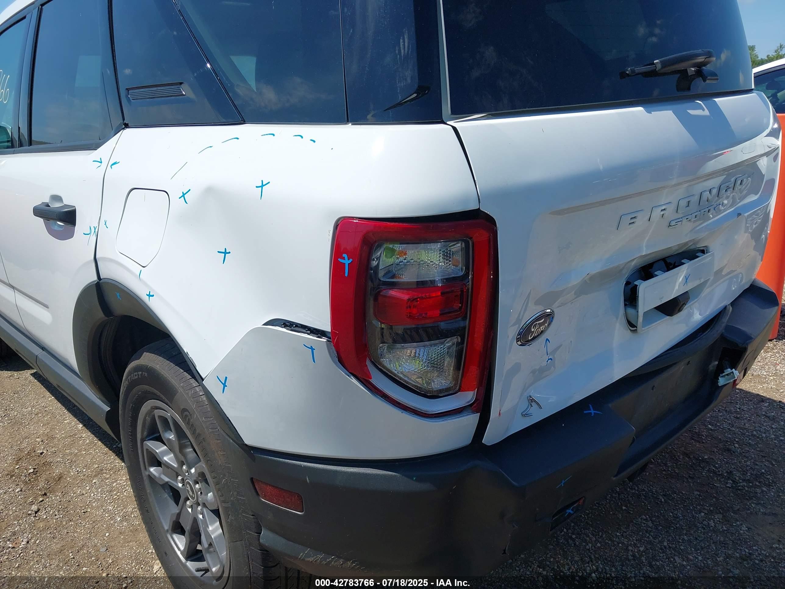 FORD BRONCO image 6