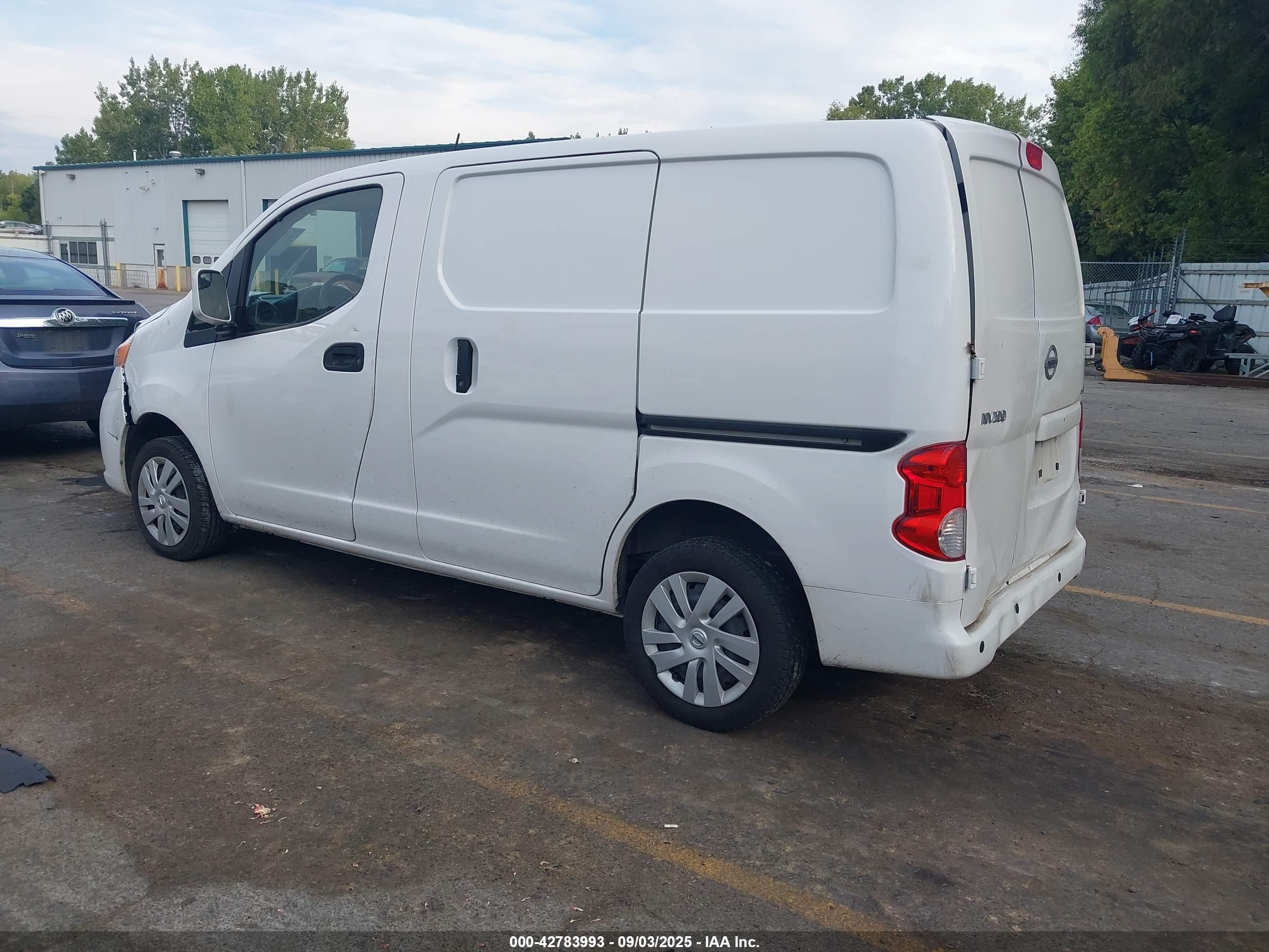 NISSAN NV200 image 3
