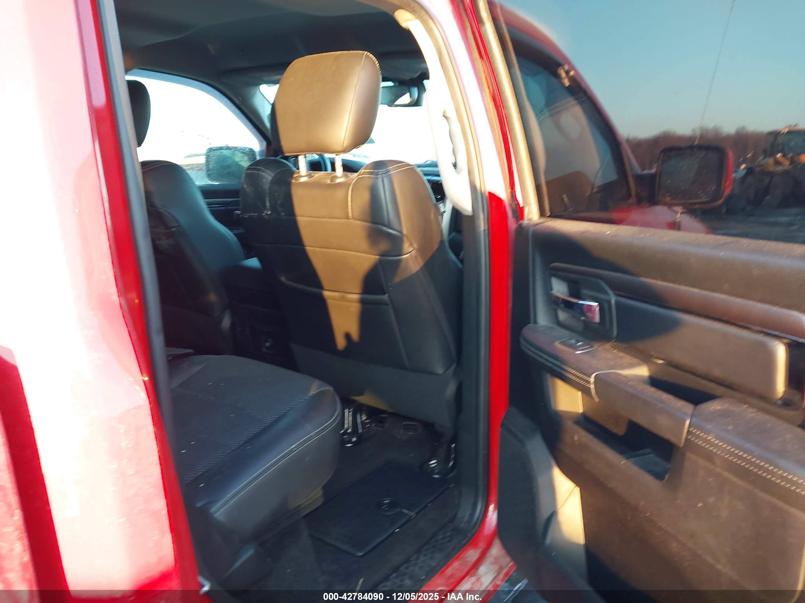 RAM 1500 image 8