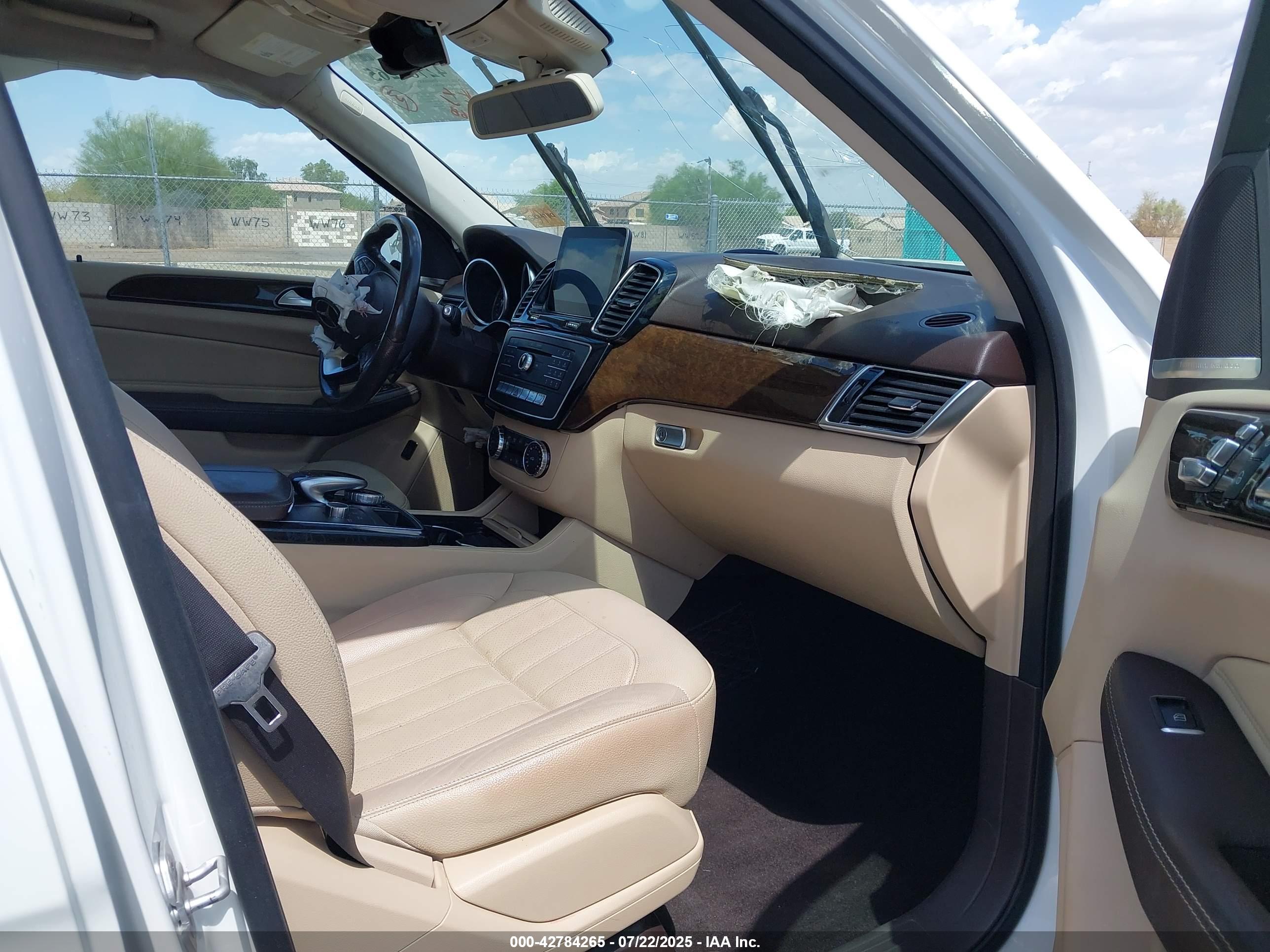 MERCEDES-BENZ GLE image 5