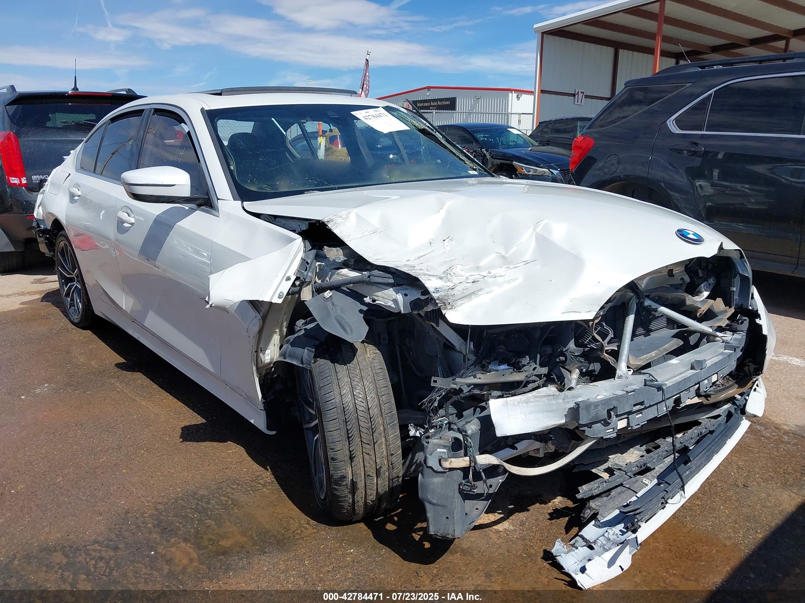 BMW 330I image 6