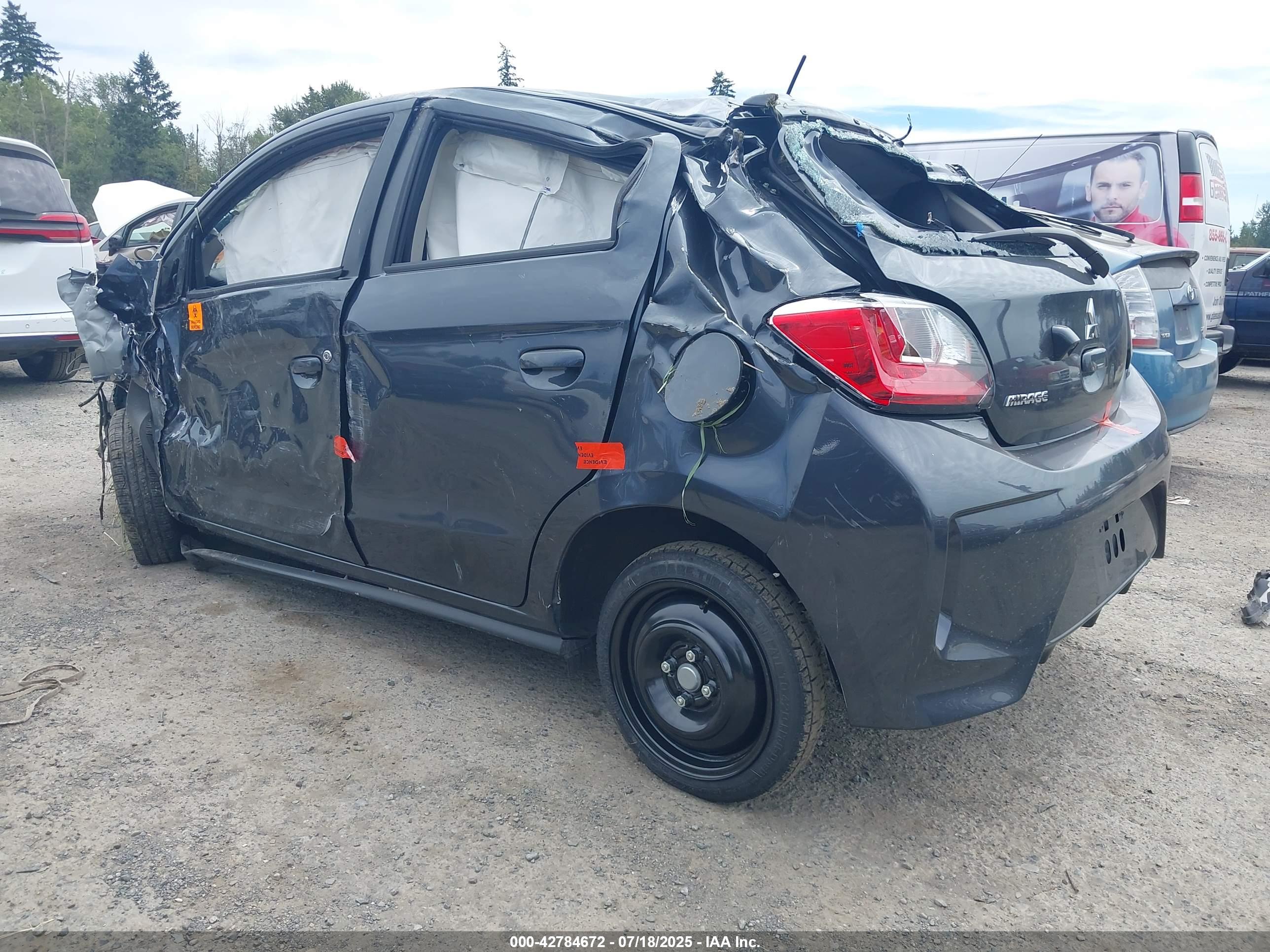 MITSUBISHI MIRAGE image 3