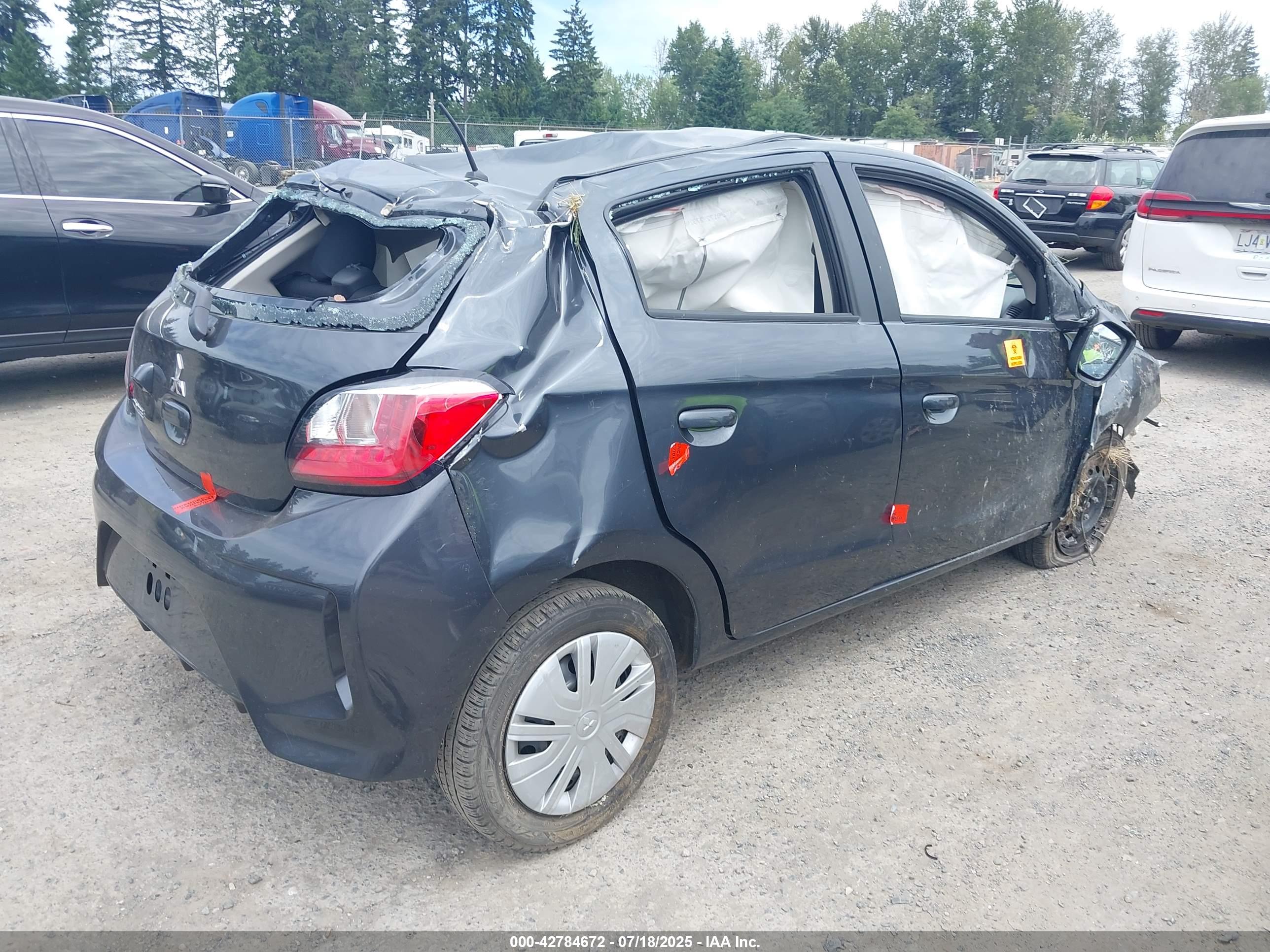 MITSUBISHI MIRAGE image 4