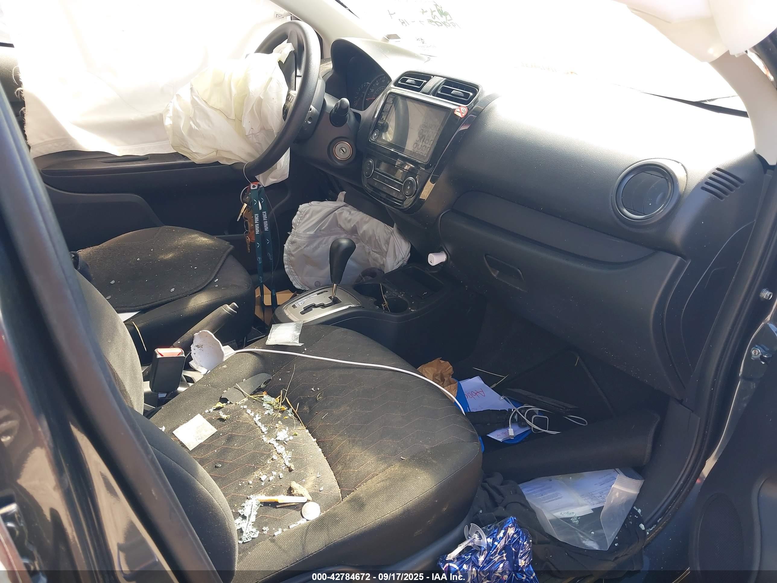 MITSUBISHI MIRAGE image 5