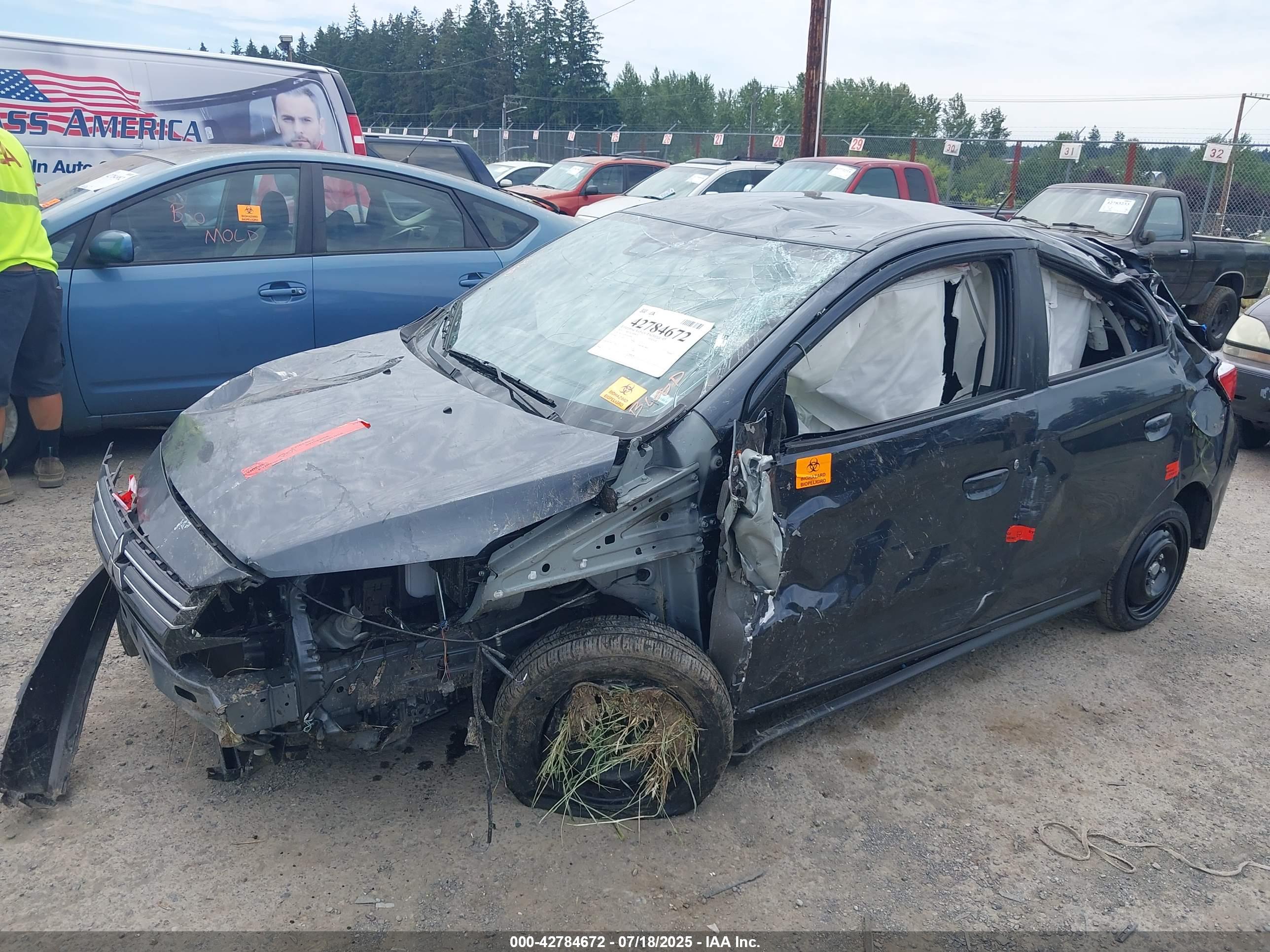 MITSUBISHI MIRAGE image 6