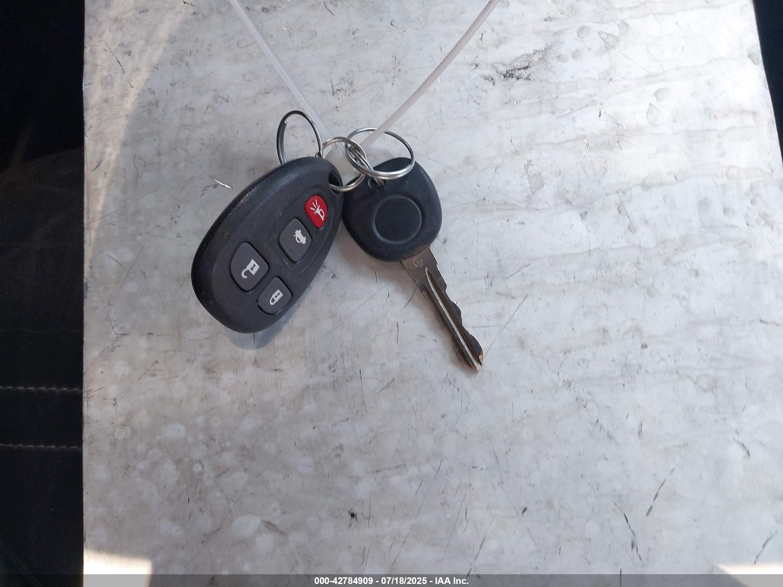 PONTIAC SOLSTICE image 11