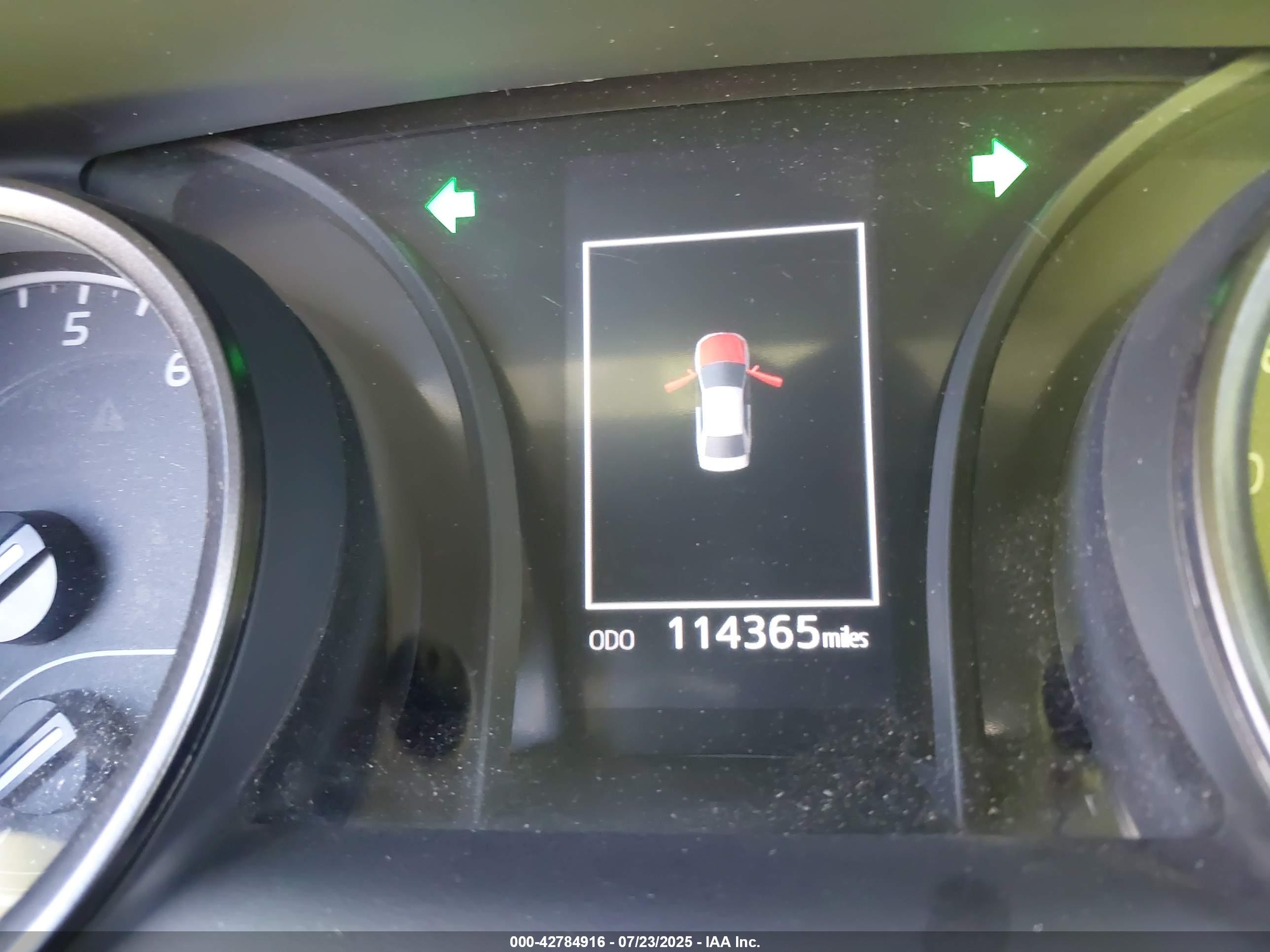 TOYOTA CAMRY image 7